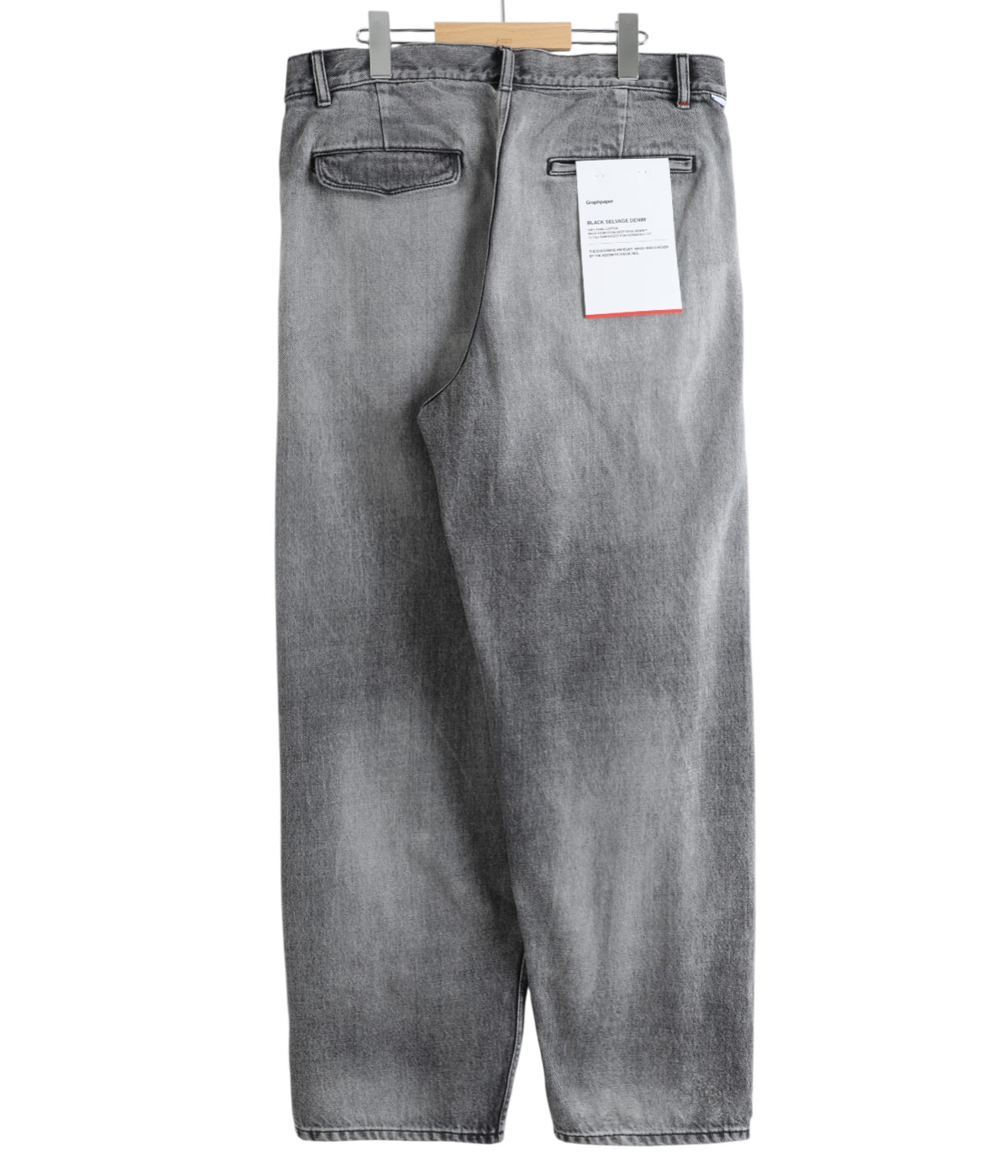 dlページ Graphpaper / Selvage Denim Two Tuck Tapered Pan
