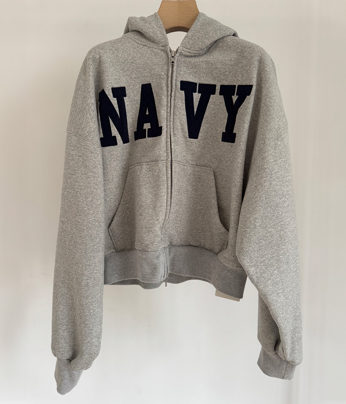 予約】Navy Zip Hoodie | INSCRIRE(アンスクリア) / トップス