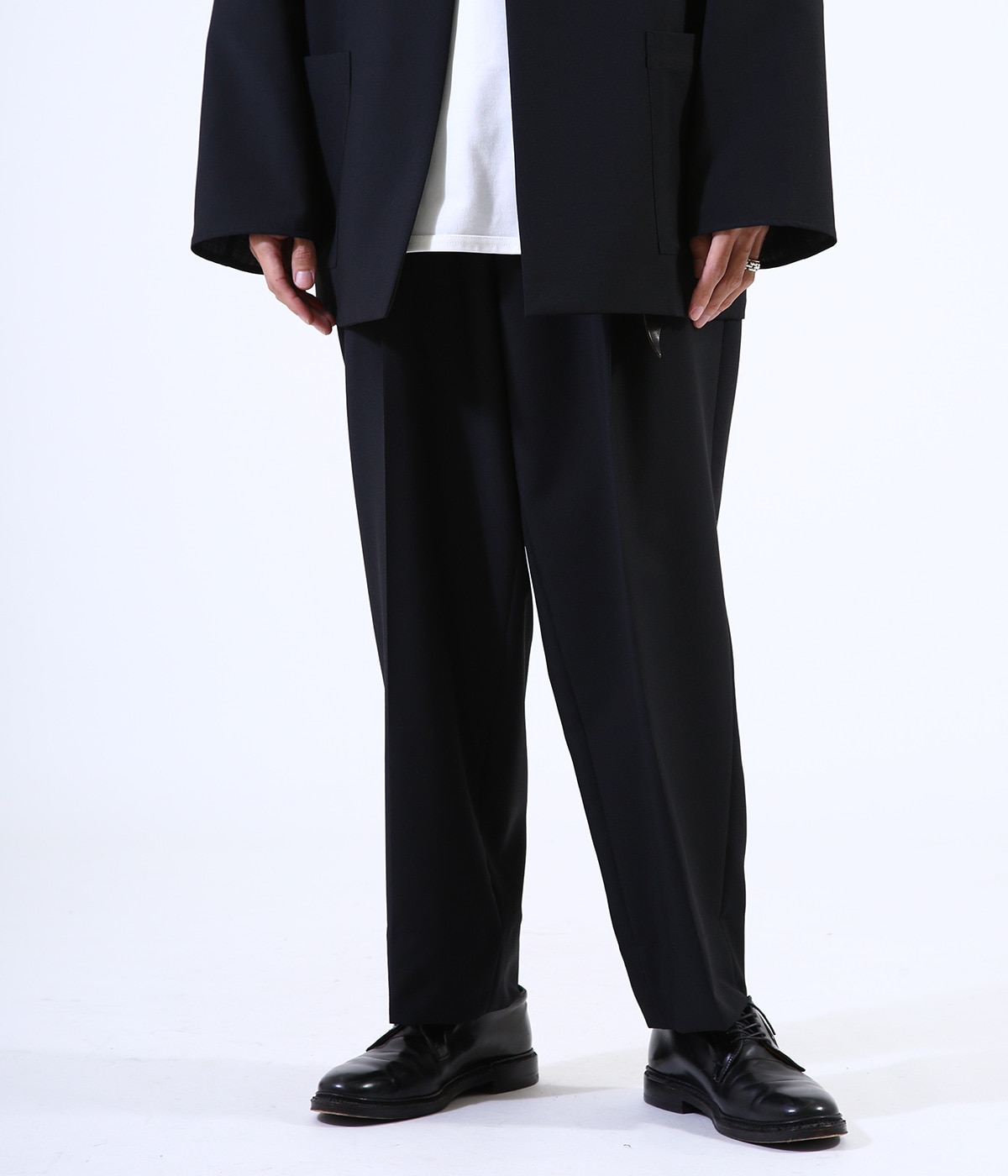 marka 2tuck cocoon fit slacks ブラック L marka 2tuck cocoon fit slacks ブラック L