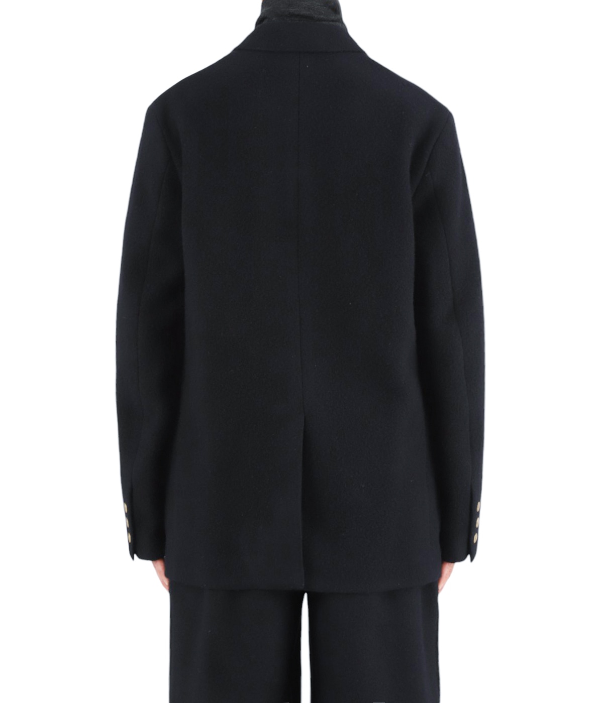 model(175cm / 60kg)B85 W75 H92 着用サイズ：2(M)