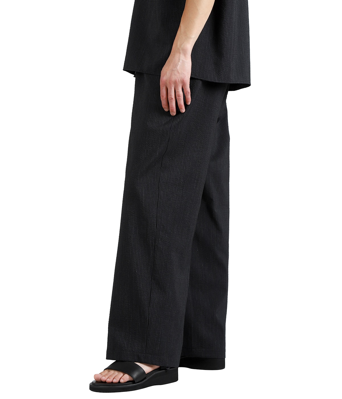 WIDE CYLINDER FIT EASY PANT -WOOL SEERSUCKER- | marka(マーカ 