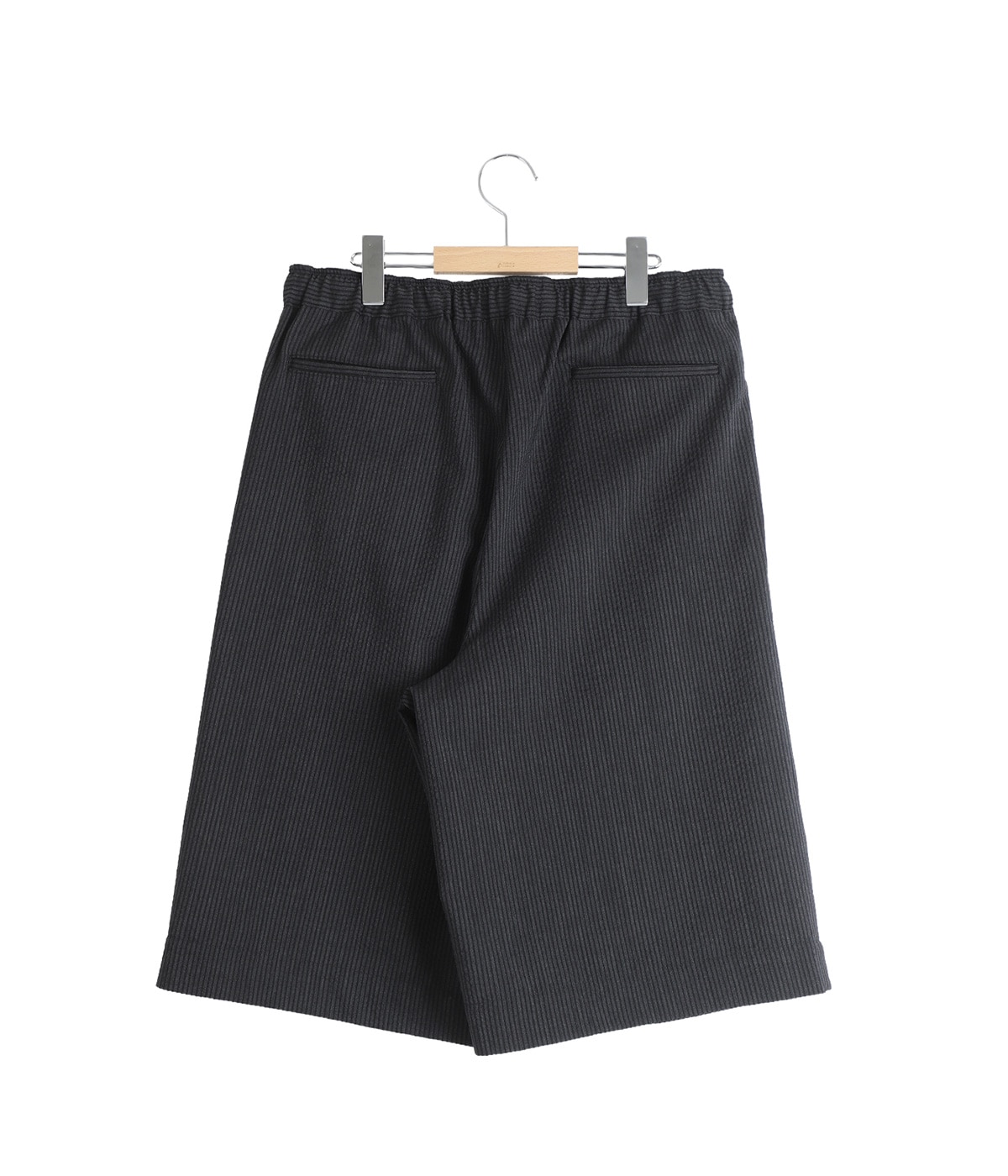 DOUBLE TUCK SHORTS -WOOL SEERSUCKER- | marka(マーカ) / パンツ