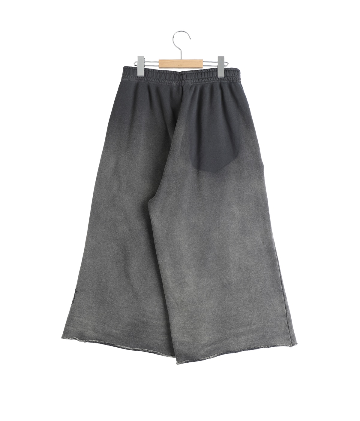 FLOWER EMBROIDERY SWEAT SHORTS | MASU(エムエーエスユー) / パンツ