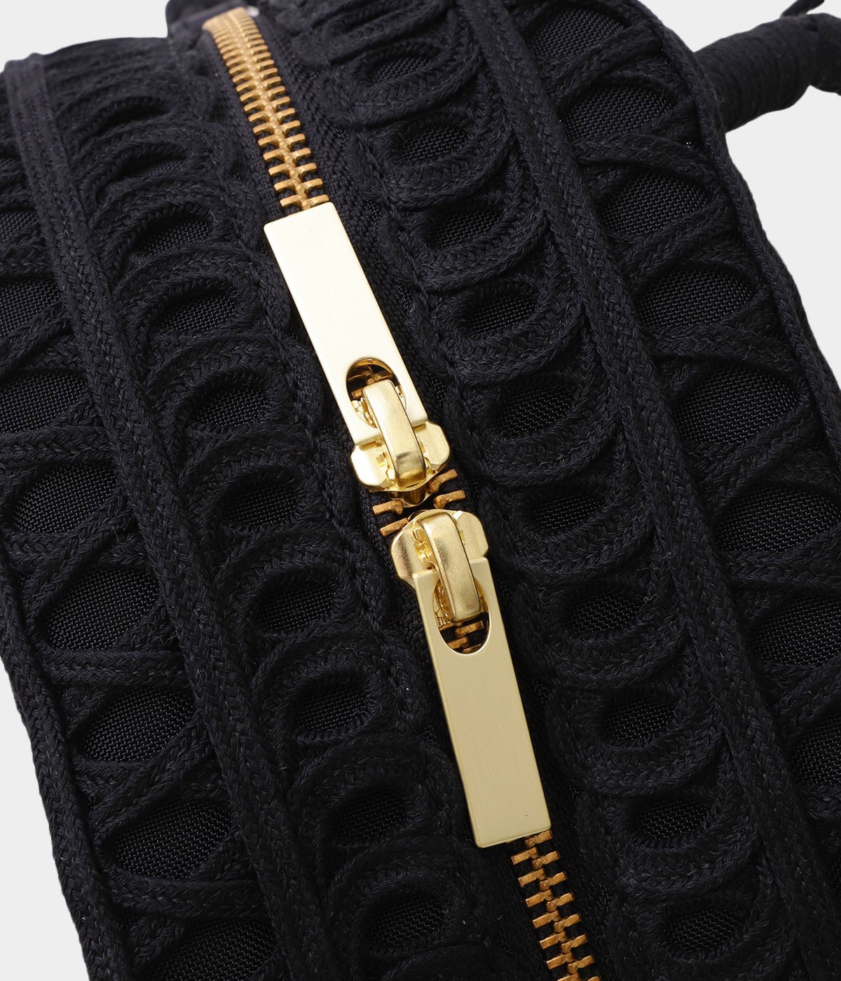 めぐみ レディース】Cording Embroidery Demi Lune Handbag | Mame