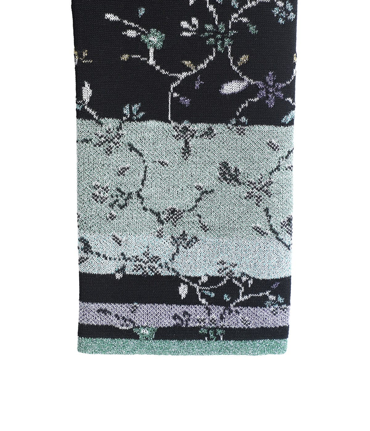 くろまろ Floral Motif Glitter High Neck Knit