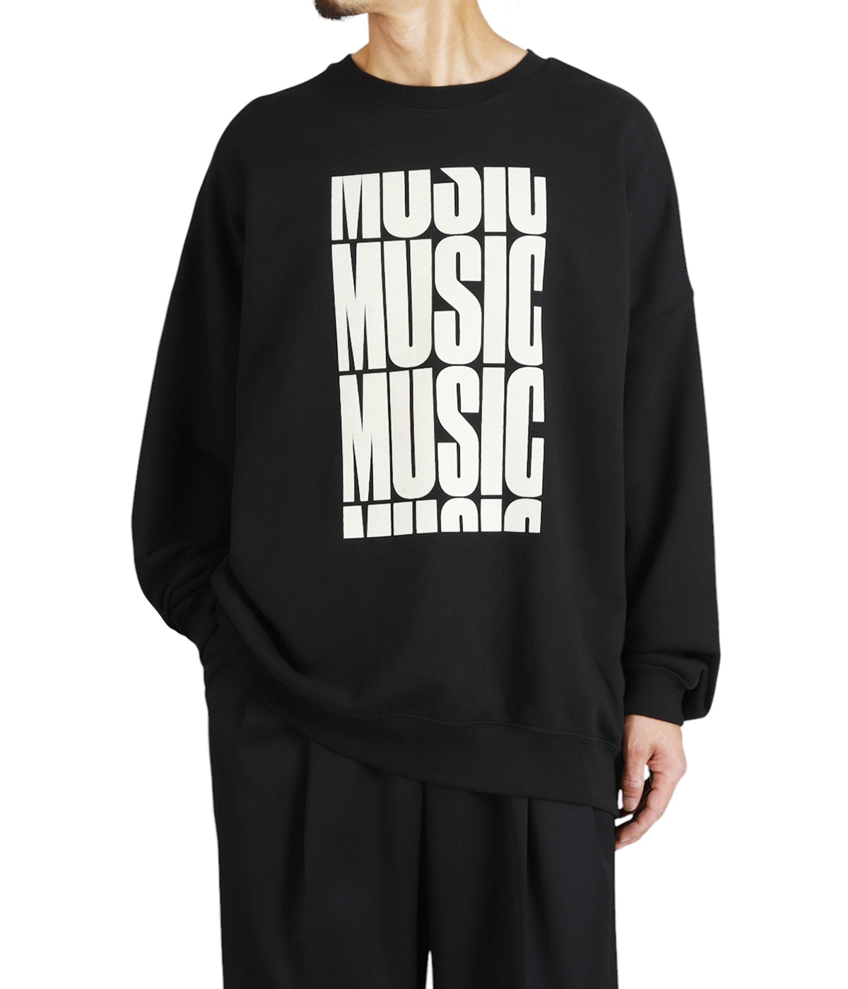 model（175cm / 60kg）B85 W75 H92 着用サイズ：F