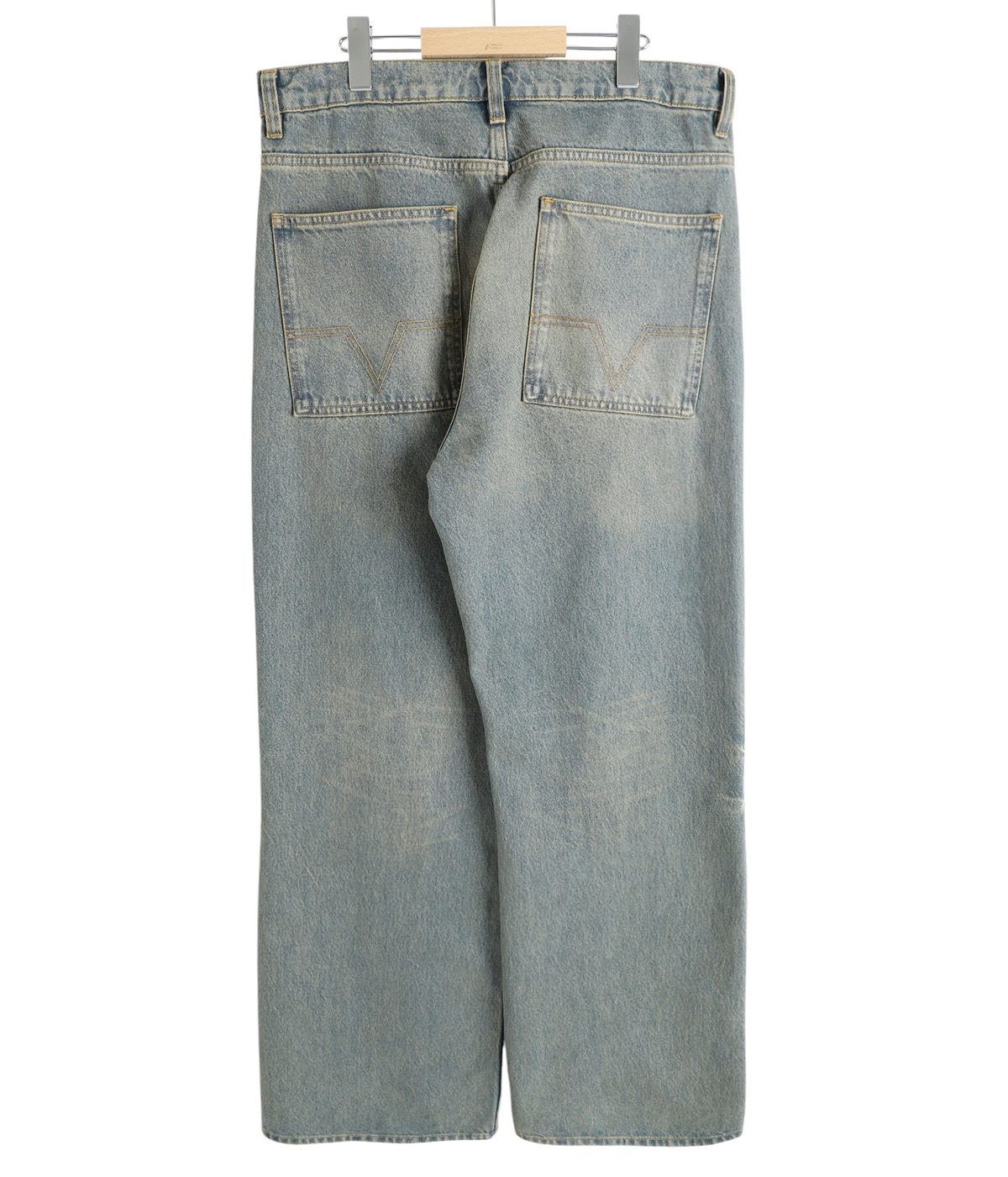 新品 NO MAINTENANCE Baggy Denim 32 裾上げ無し 新品 NO MAINTENANCE Baggy Denim 32 裾上げ無し Washed Baggy