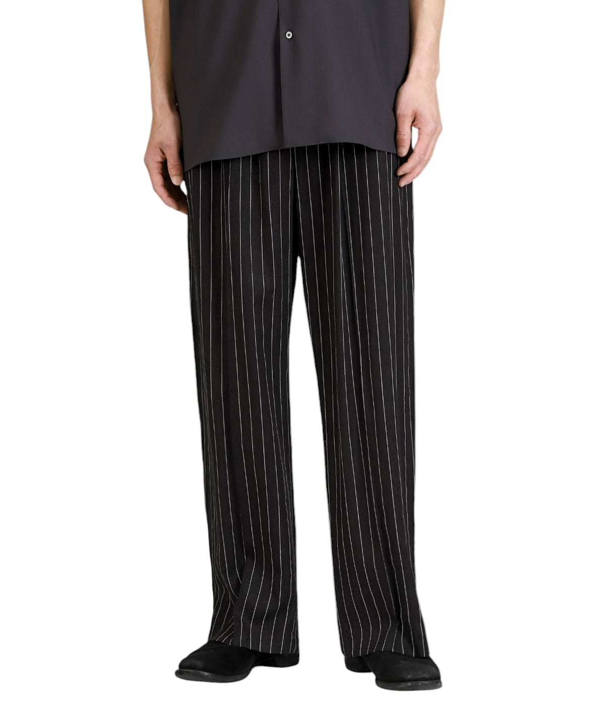 model(175cm / 60kg)B85 W75 H92 着用サイズ：M