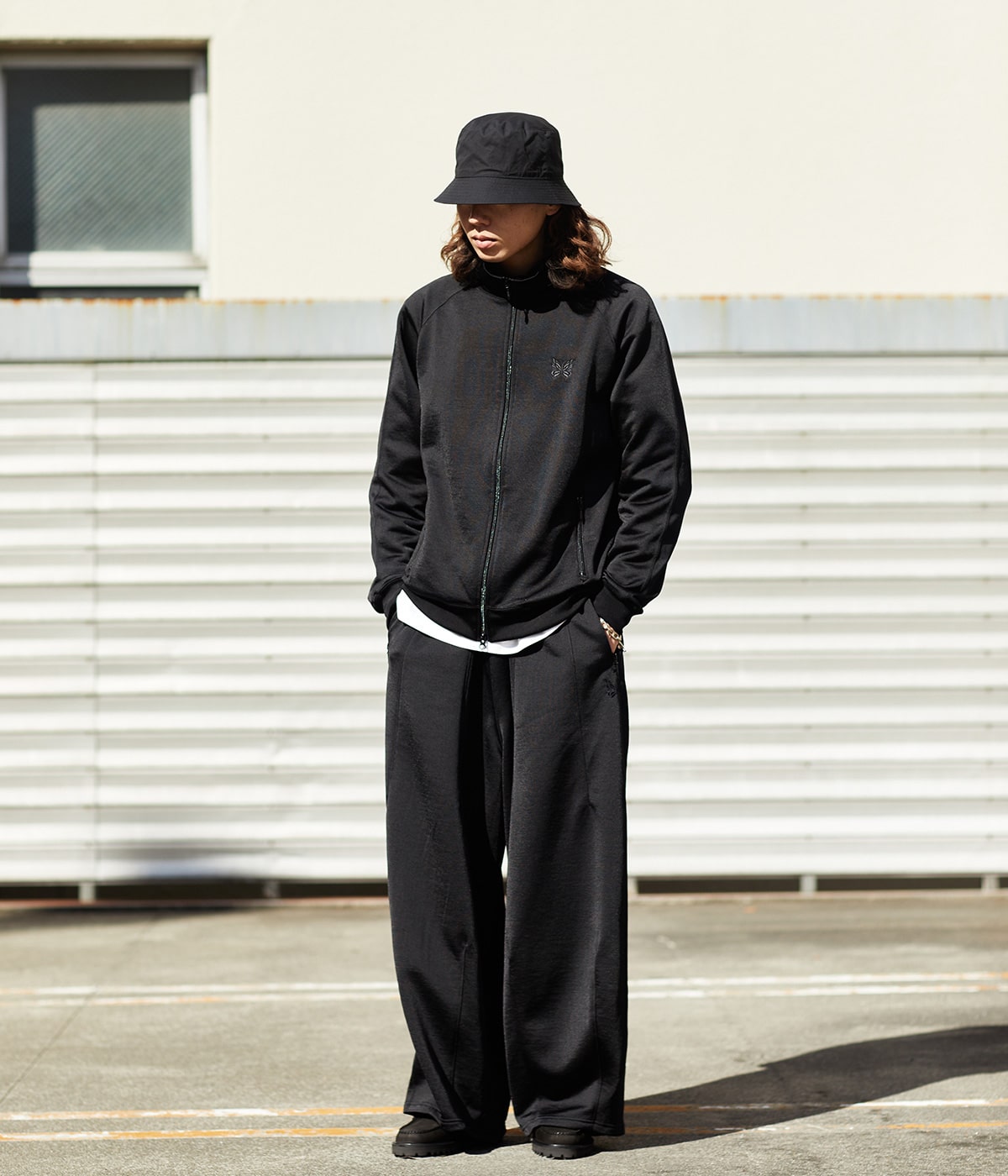 M needles track jacket 別注　オフホワイト Needles（ニードルズ）〉 別注 Track Jacket - Charcoal TOKYO