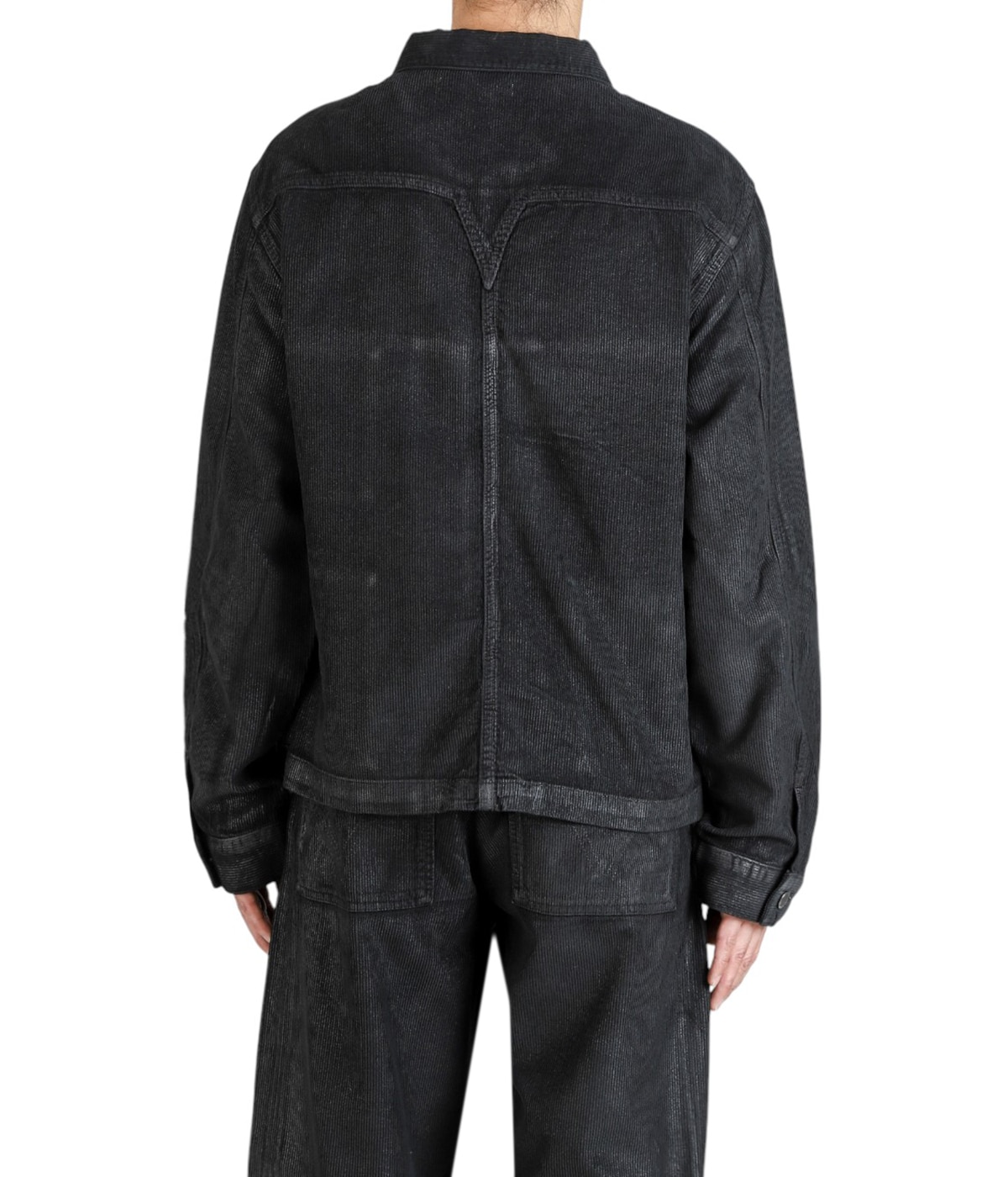 model（175cm / 60kg）B85 W75 H92 着用サイズ：L