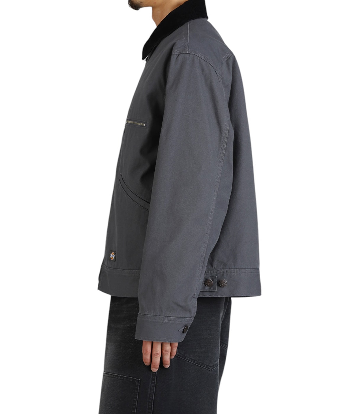 model(175cm / 60kg)B85 W75 H92 着用サイズ：L