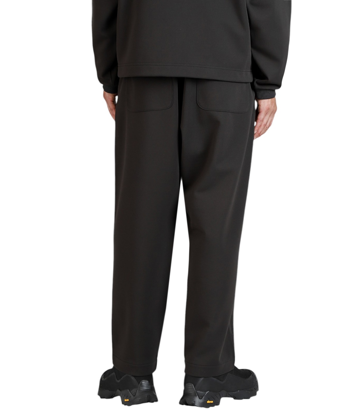 model（175cm / 60kg）B85 W75 H92 着用サイズ：2