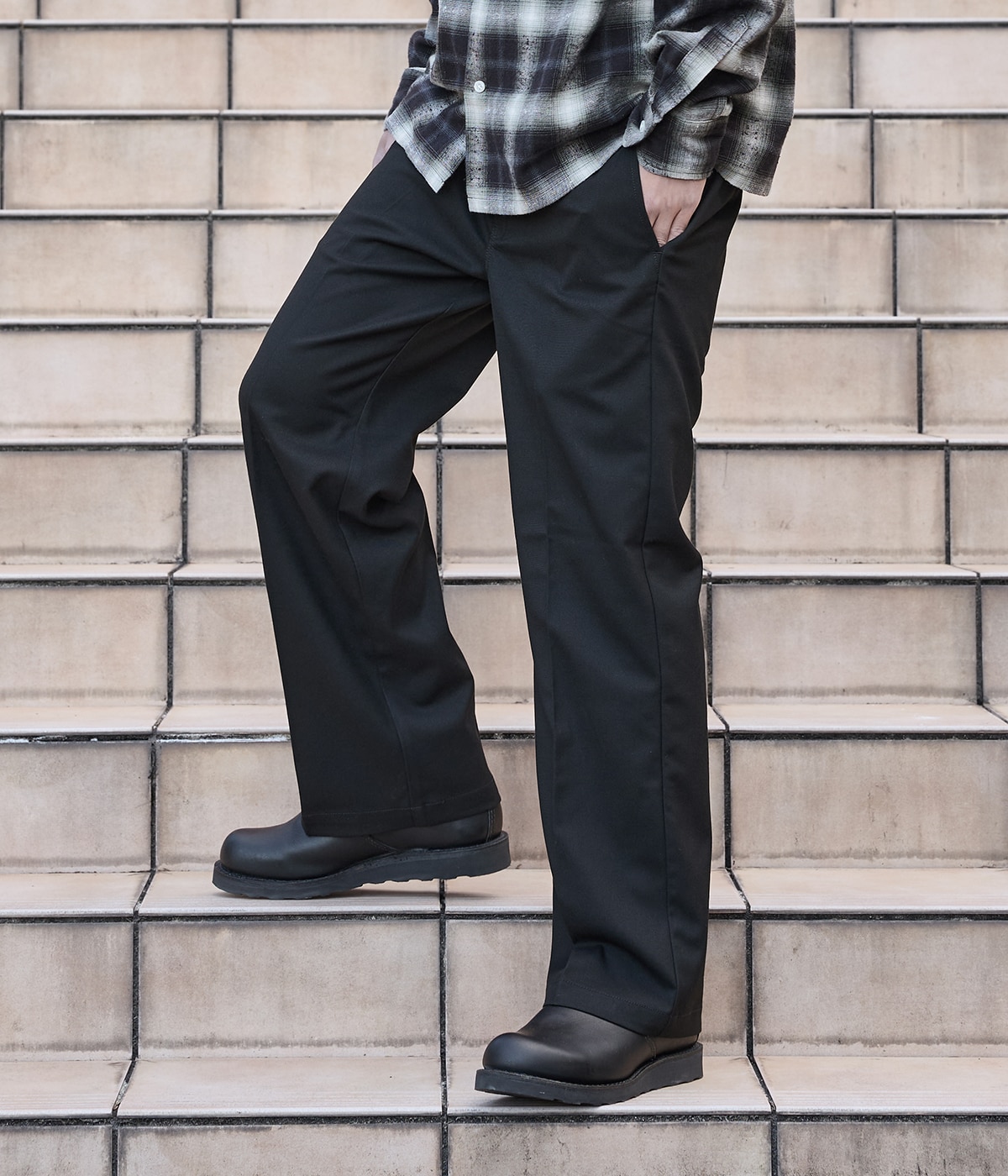 Dickies×ARKnets別注で叶える、秋冬の“新定番”ワークパンツ / スタッフ