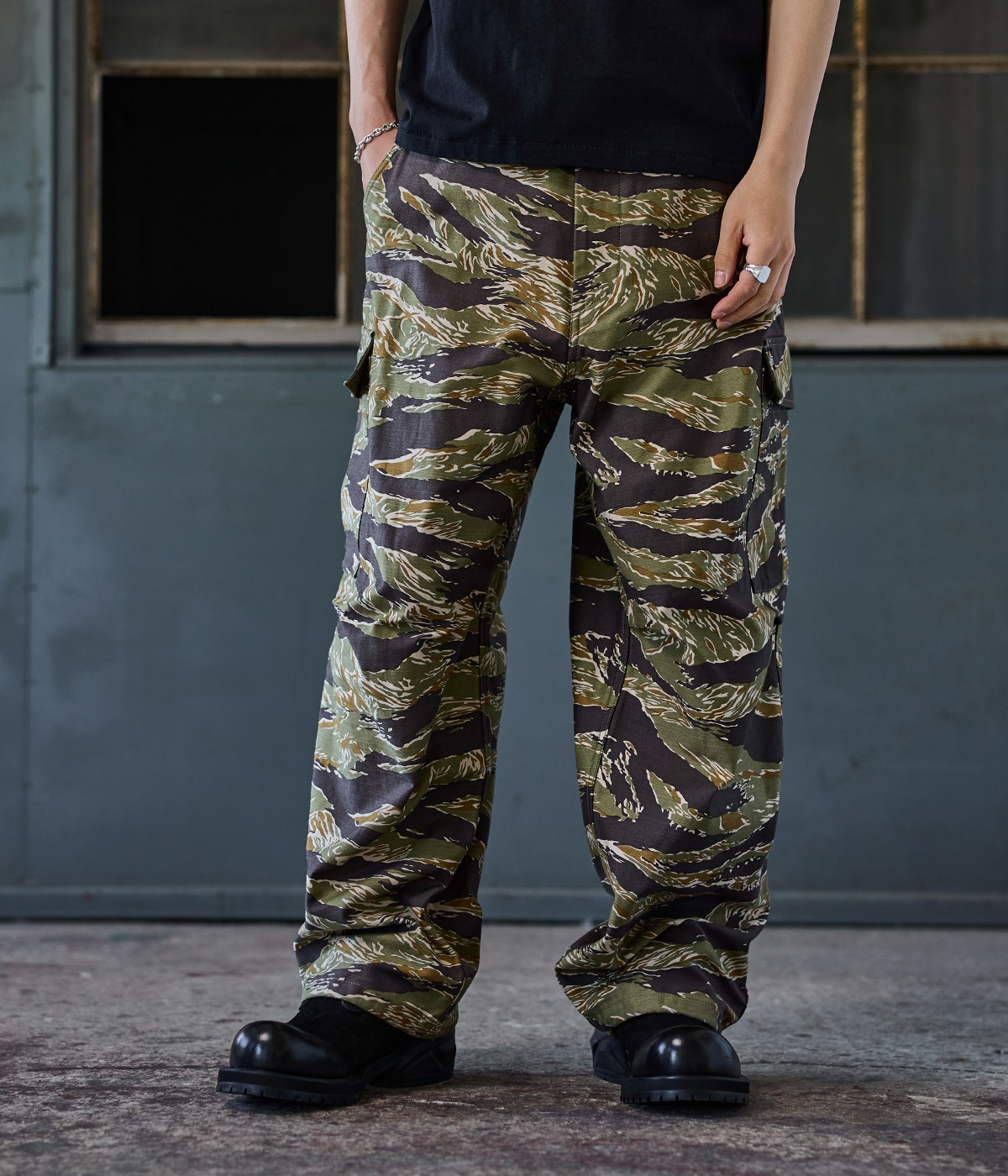 予約】別注 6 POCKET WIDE CARGO PANTS | Dickies(ディッキーズ