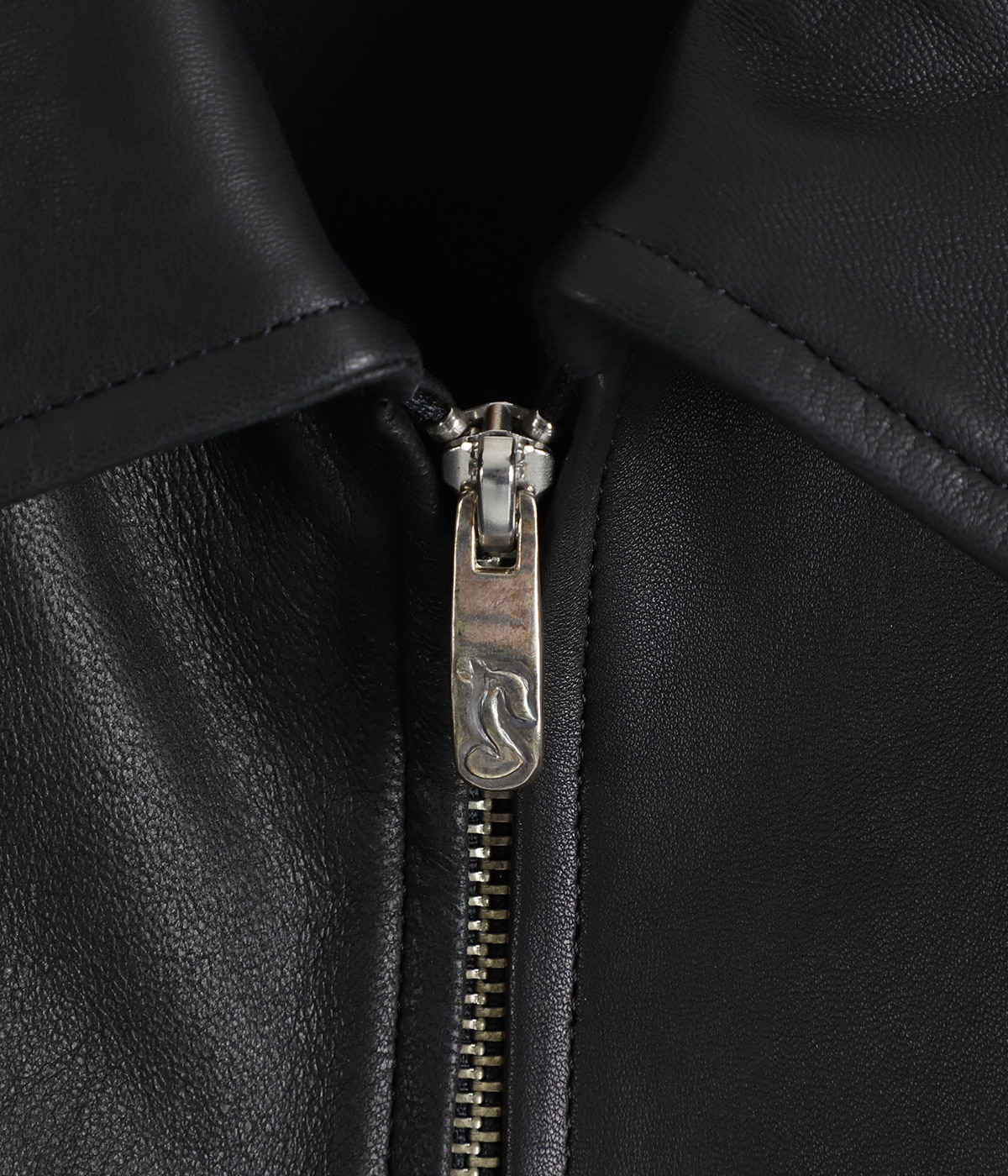 LEATHER ZIP UP JACKET W / LOVE & PEACE SILVER (ENTREFINO) | PORTER