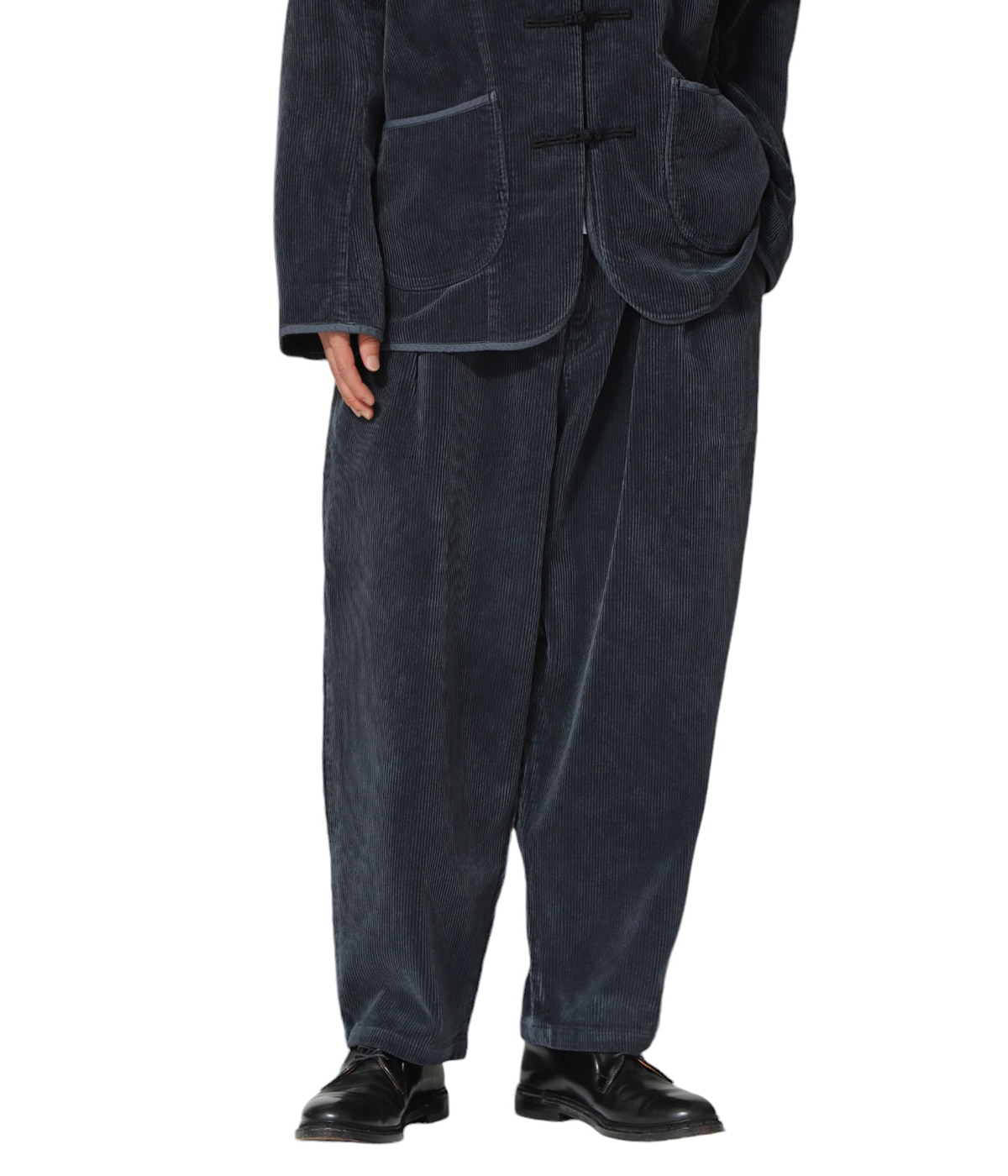 【GENERAL IDEA】Classic Corduroy バミューダパンツ 8079000396972_2.jpg?v=