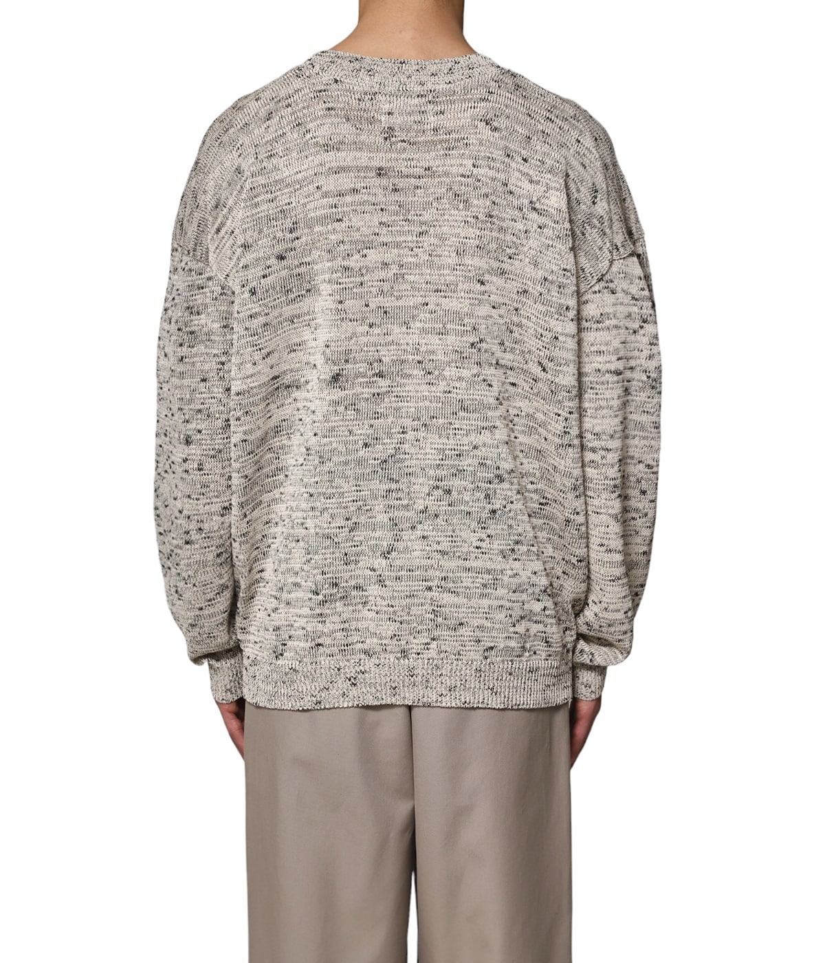 model（175cm / 60kg）B85 W75 H92 着用サイズ：FREE(ONE)