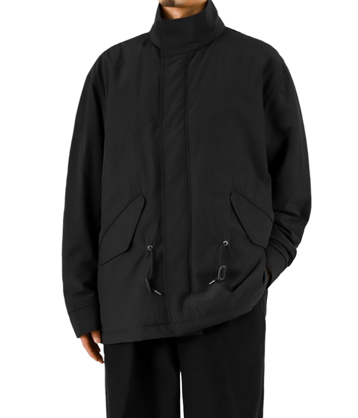 model（175cm / 60kg）B85 W75 H92 着用サイズ：2