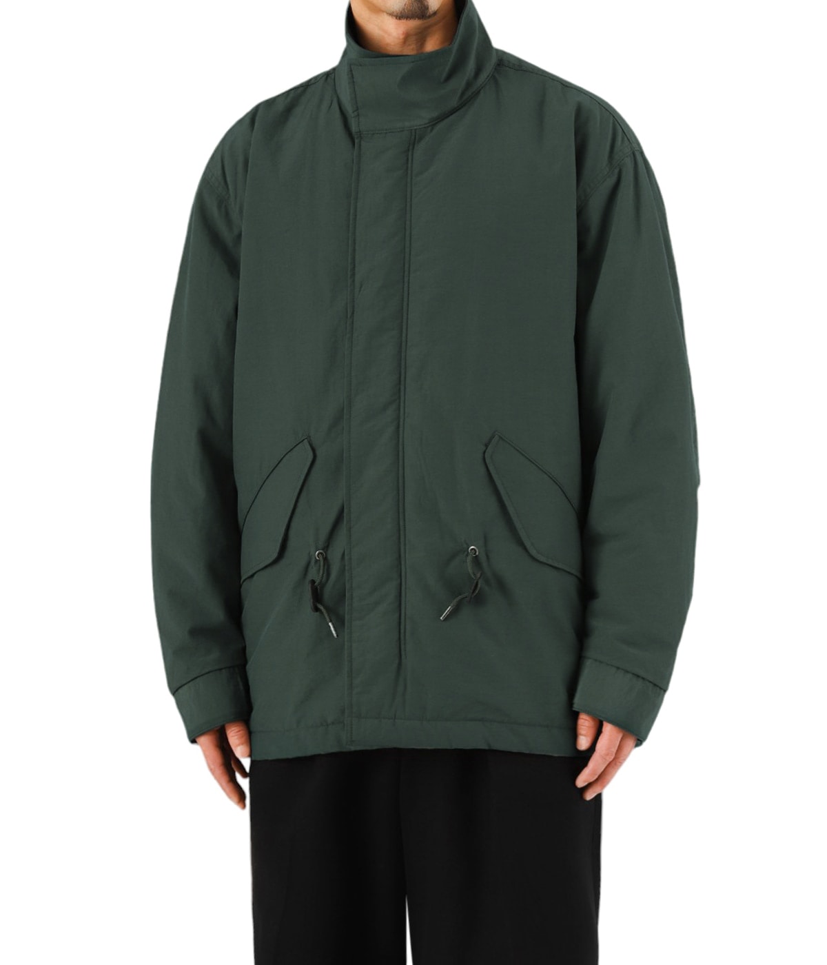 model（175cm / 60kg）B85 W75 H92 着用サイズ：2