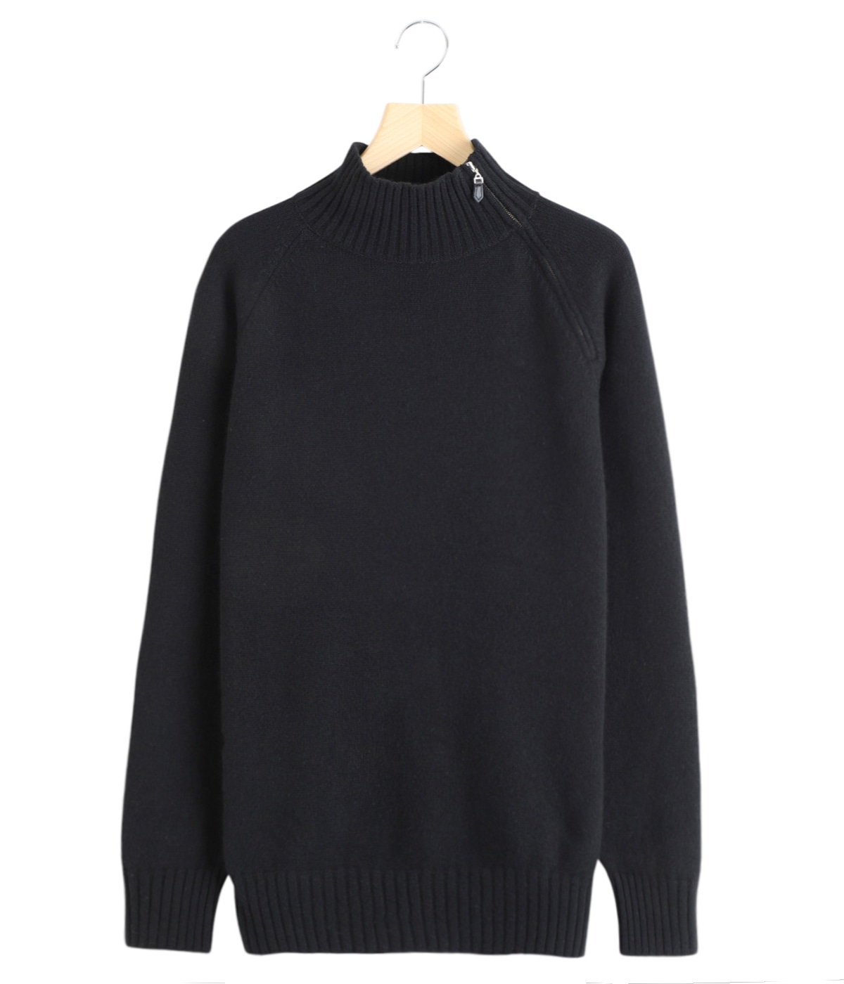 たーぴー BEAMS（ビームス）PATTA / Old School Knitted Sweat（トップス