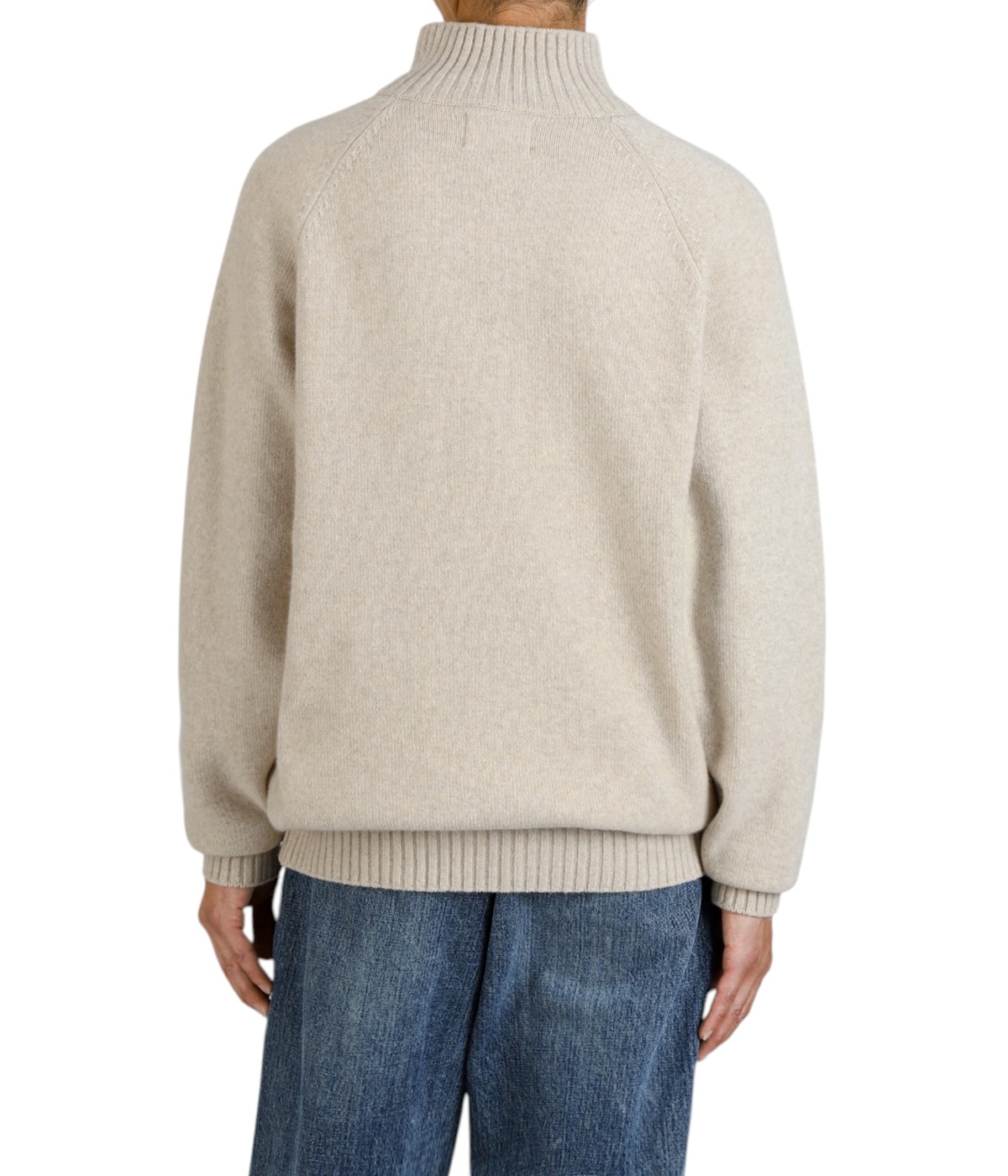 model（175cm / 60kg）B85 W75 H92 着用サイズ：2