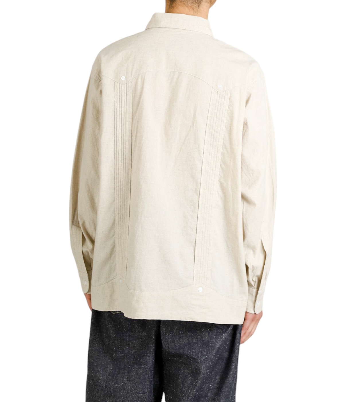 model（175cm / 60kg）B85 W75 H92 着用サイズ：S