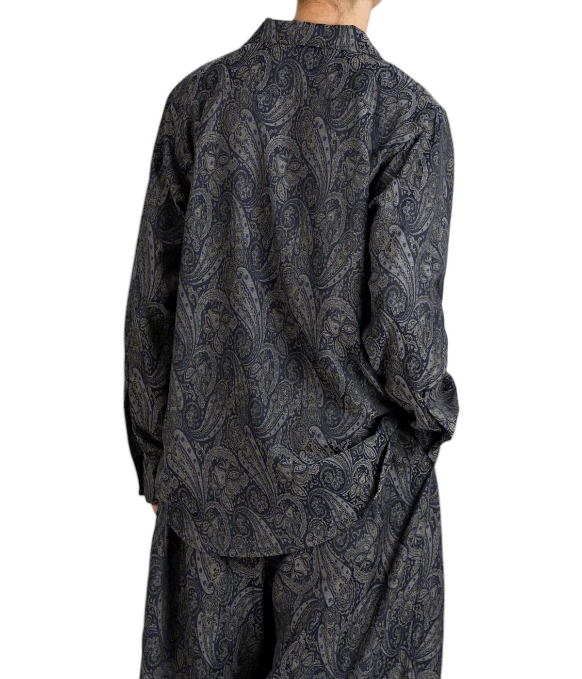 model(175cm / 60kg)B85 W75 H92 着用サイズ：M