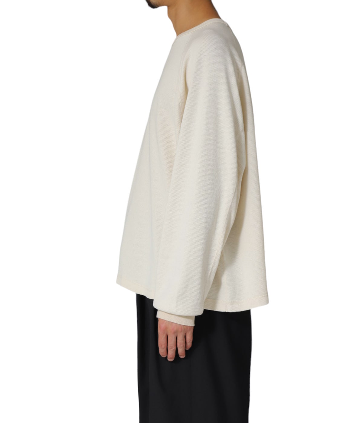 model（175cm / 60kg）B85 W75 H92 着用サイズ：2