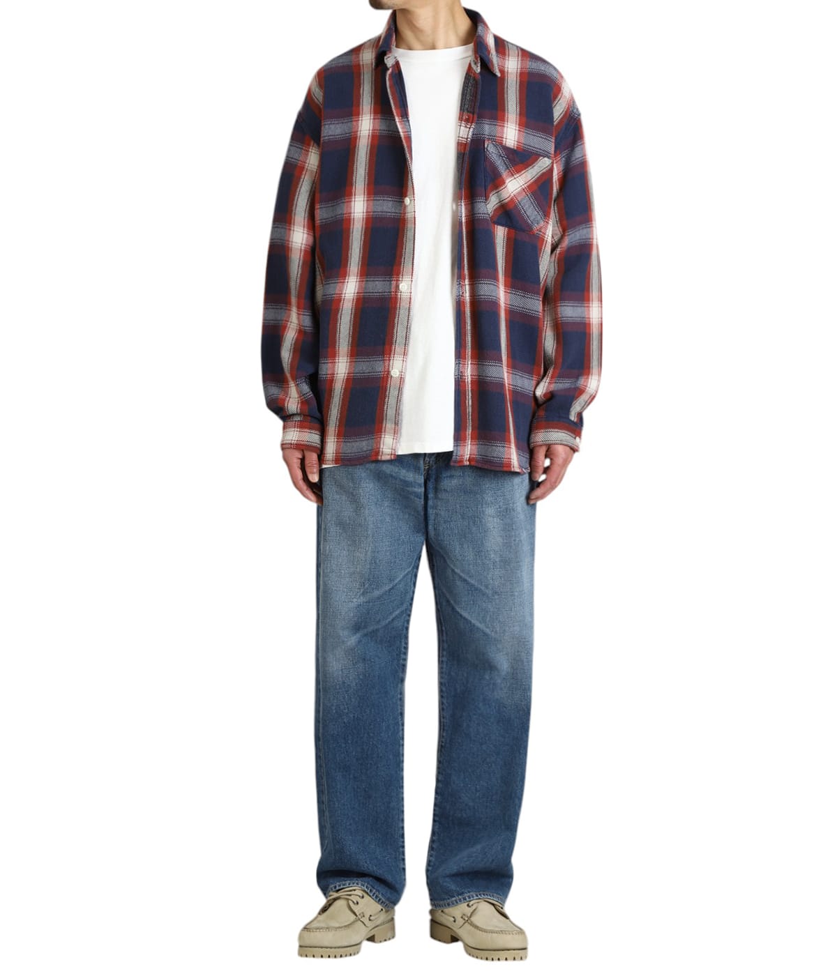 model（175cm / 60kg）B85 W75 H92 着用サイズ：L