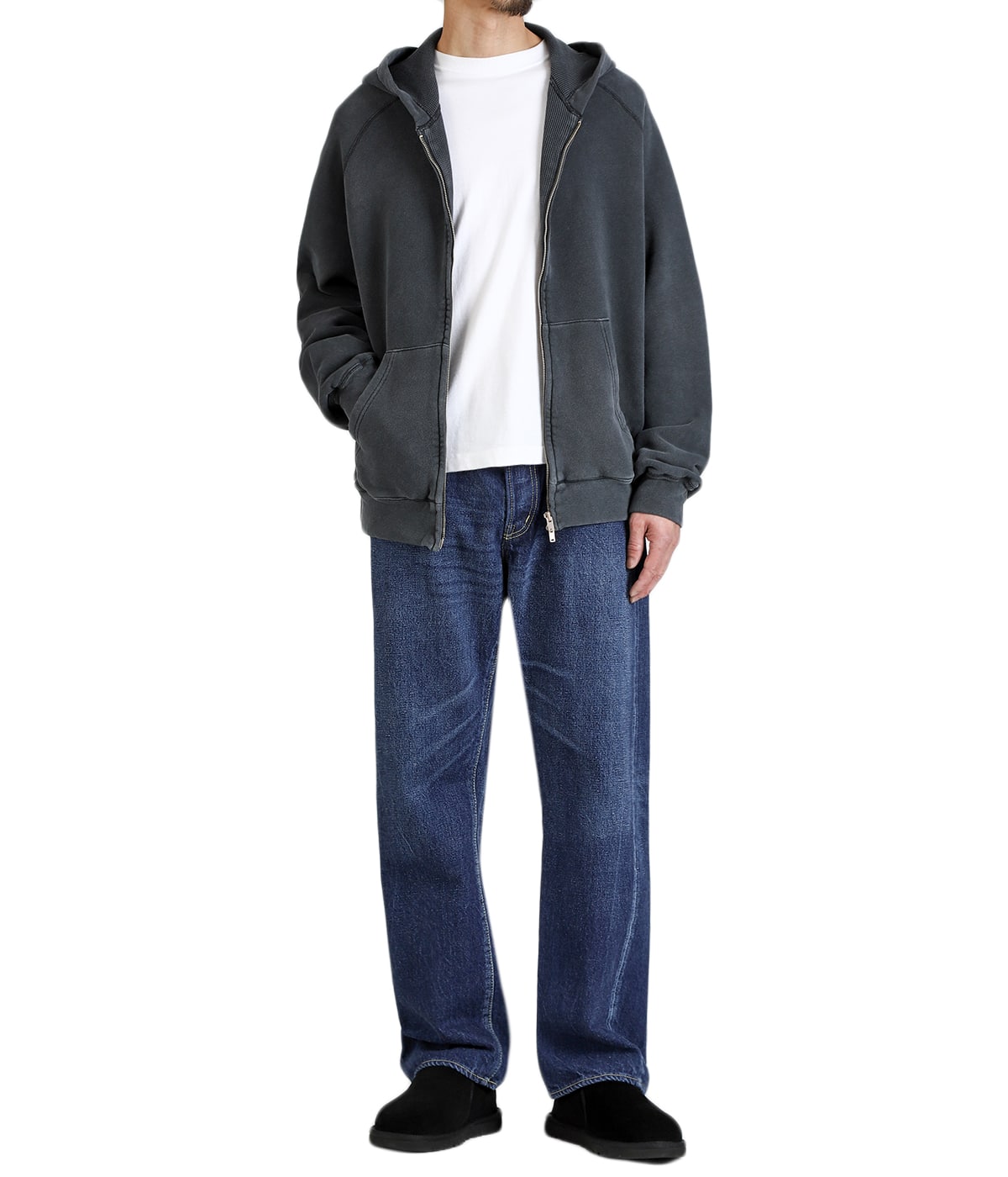 model(175cm / 60kg)B85 W75 H92 着用サイズ：L