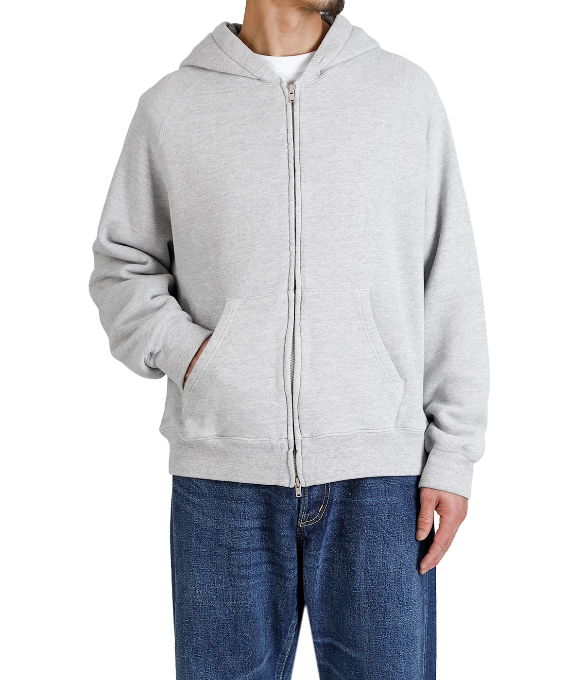 model(175cm / 60kg)B85 W75 H92 着用サイズ：L