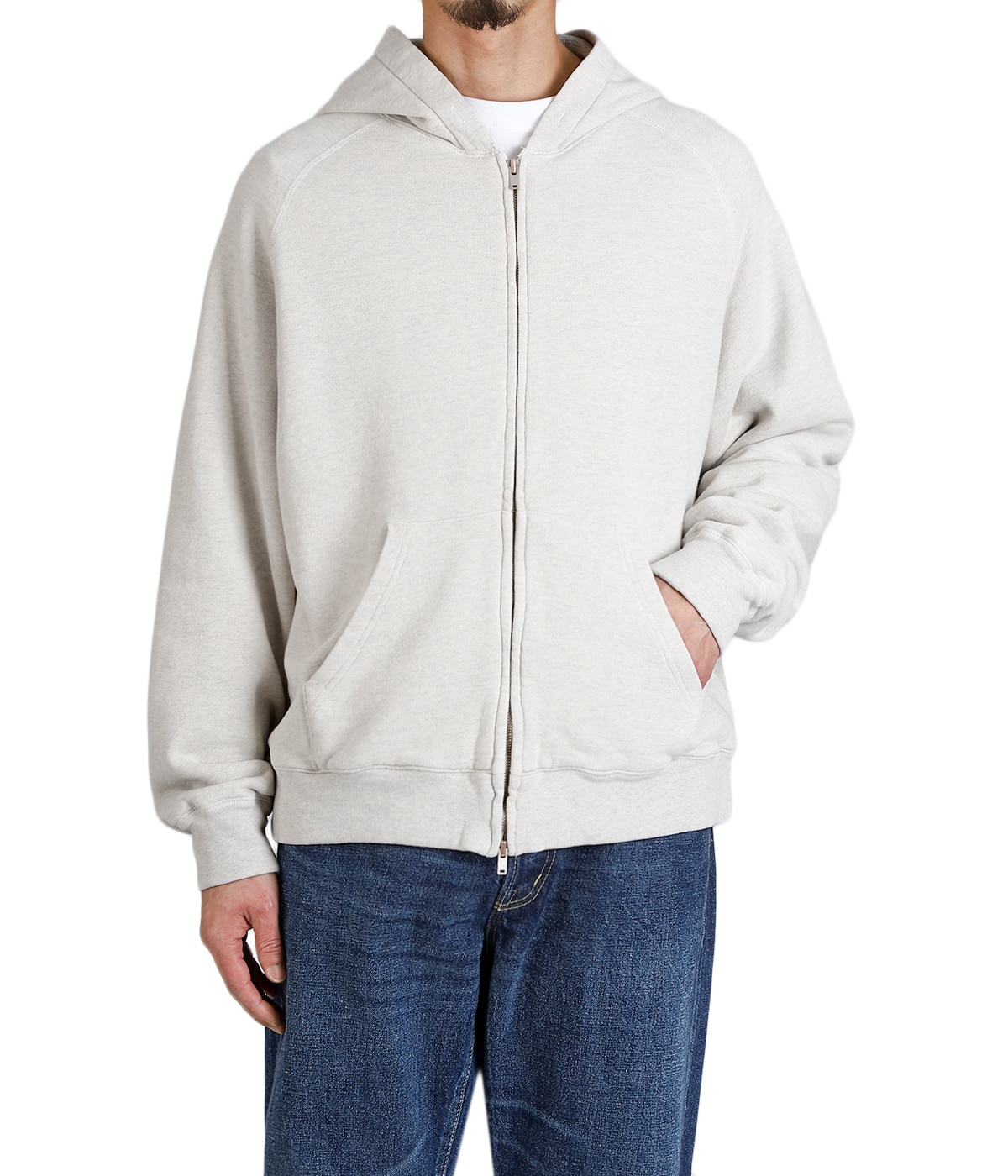 model(175cm / 60kg)B85 W75 H92 着用サイズ：L