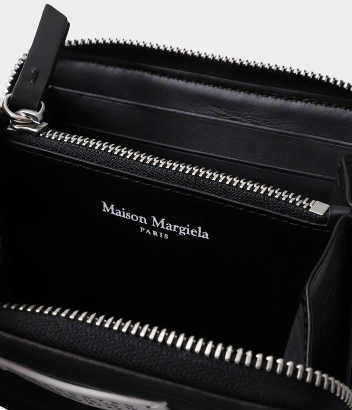 Maison Margiera Small Zip-Wallet値下げしました‼️ Maison Margiera Small Zip-Wallet値下げしました‼️ - メルカリ