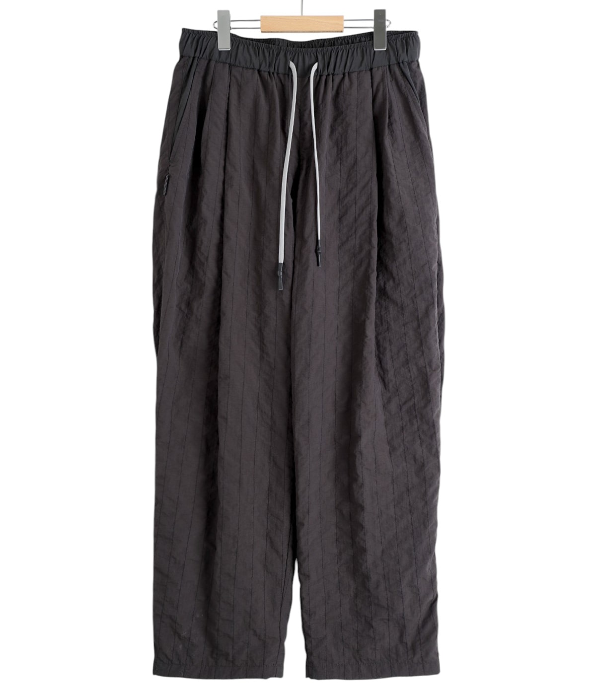 NEW WIDE TWO TUCK PANTS (STITCHED NYLON) | S.F.C(エスエフシー