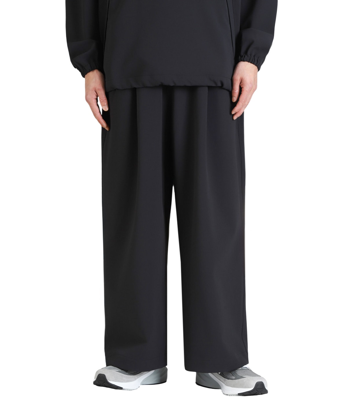 WIDE TWO TUCK BAGGY PANTS | S.F.C(エスエフシー / ストライプフォー