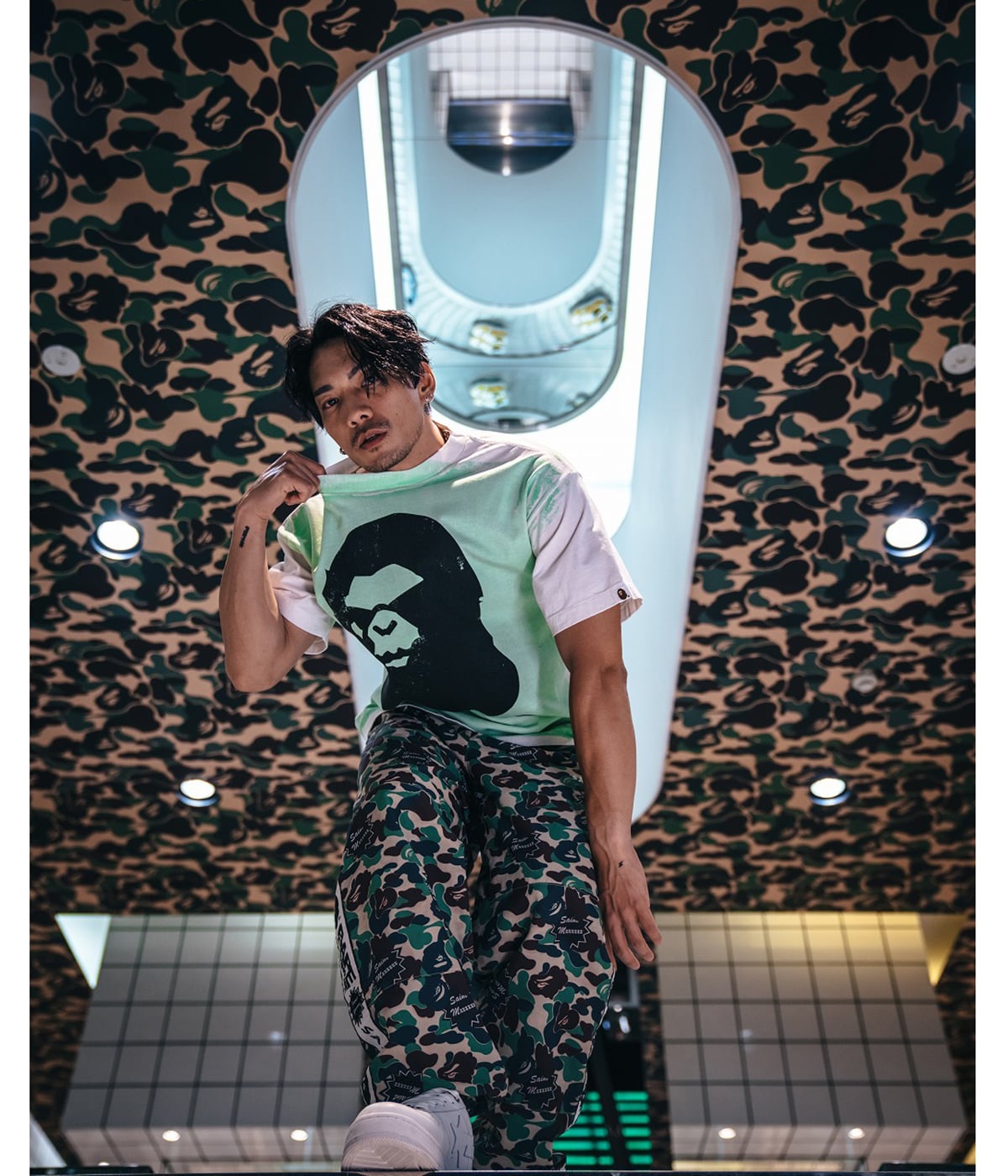 【新品未使用】SAINT MXXXXXX セントマイケル BAPE Tシャツ BAPE_SS TEE / HANDPRINT / WHT＋PNK - SAINT MXXXXXX (セント