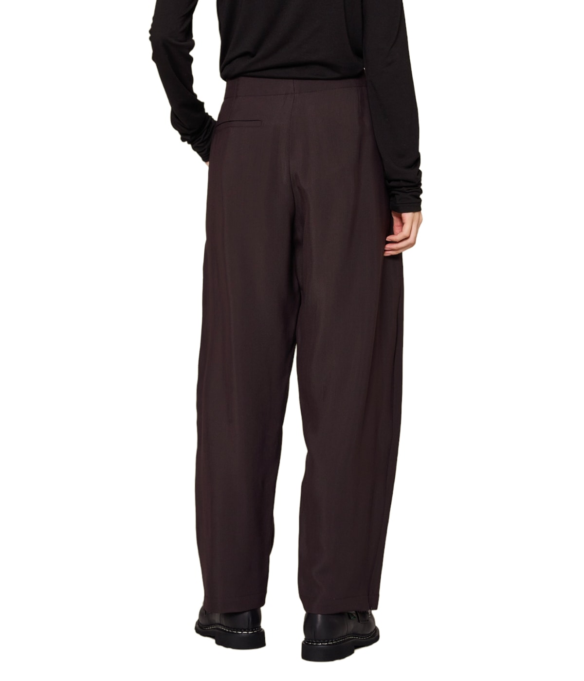 STUDIO NICHOLSON　パンツ　レディース レディース】TAILORED CURVE LEG PANT | STUDIO NICHOLSON