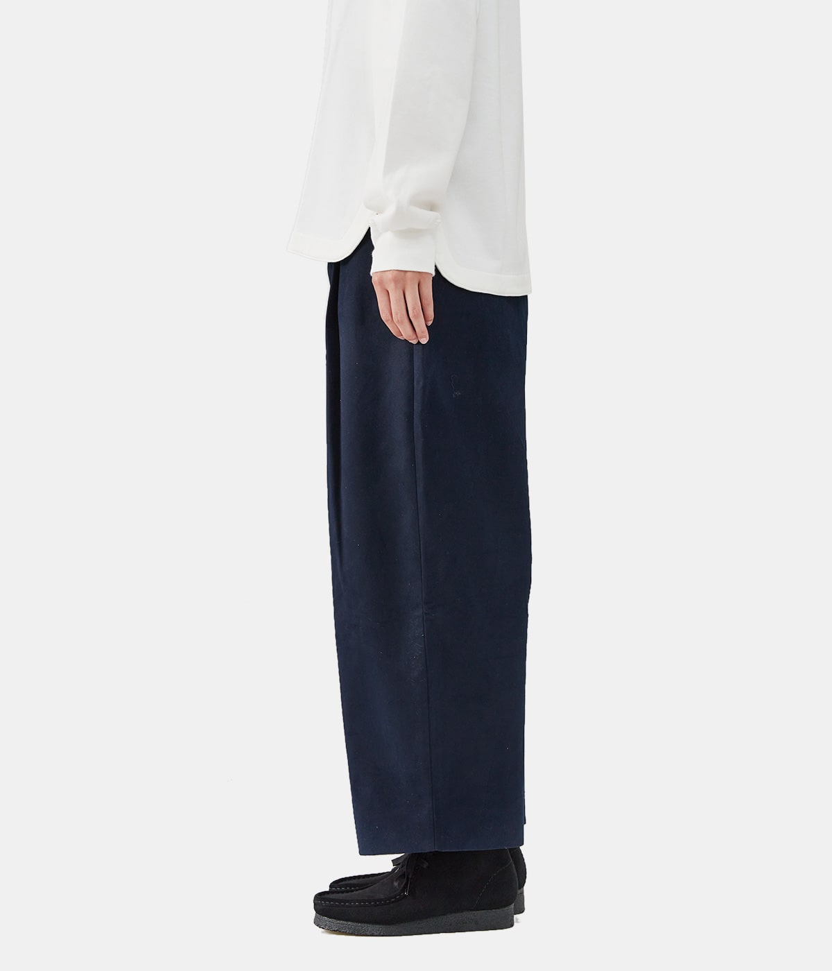 STUDIO NICHOLSON　パンツ　レディース レディース】TAILORED CURVE LEG PANT | STUDIO NICHOLSON