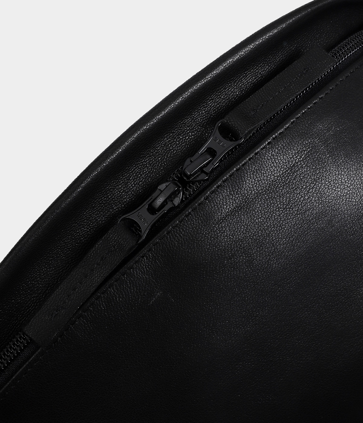 LEATHER SLING BAG | ssstein(シュタイン) / バッグ ウエストバッグ