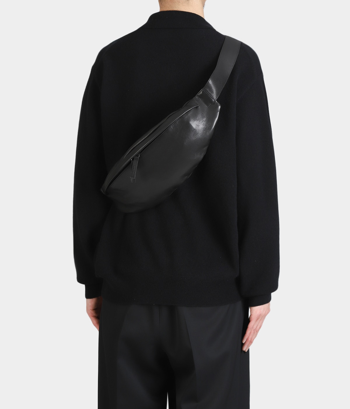 LEATHER SLING BAG | ssstein(シュタイン) / バッグ ウエストバッグ