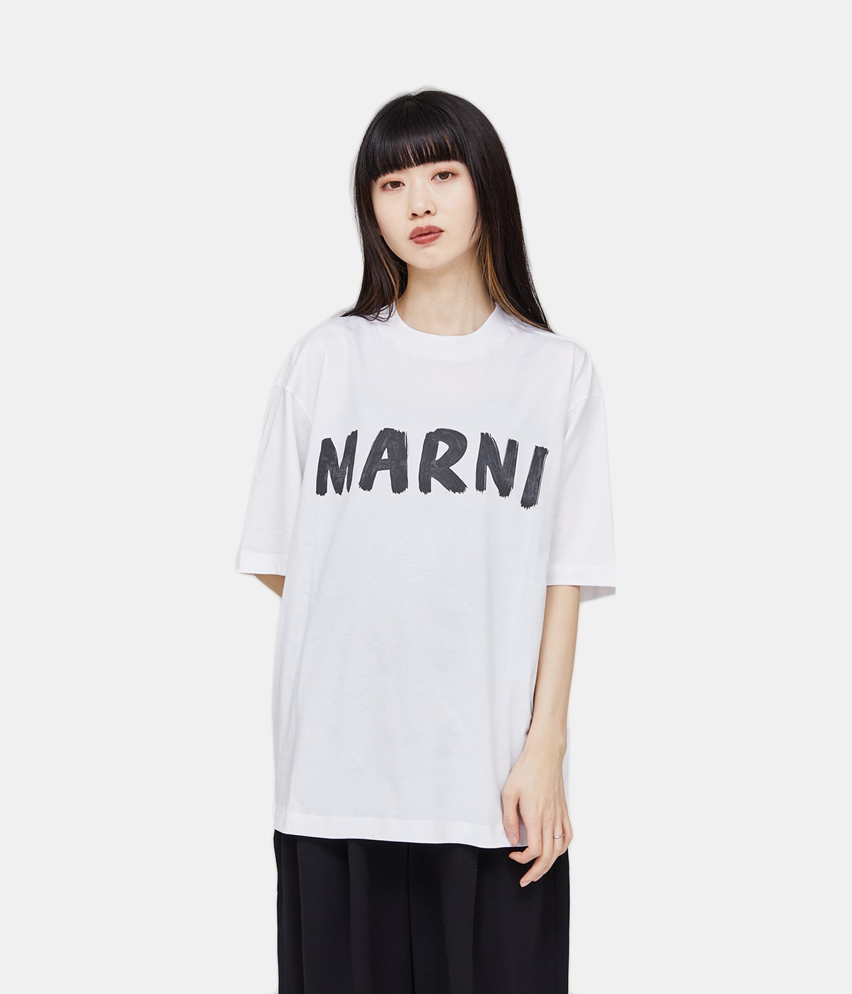 【美品】MARNI ロゴ Tシャツ ホワイト Marni ロゴ Tシャツ | ホワイト | FARFETCH JP