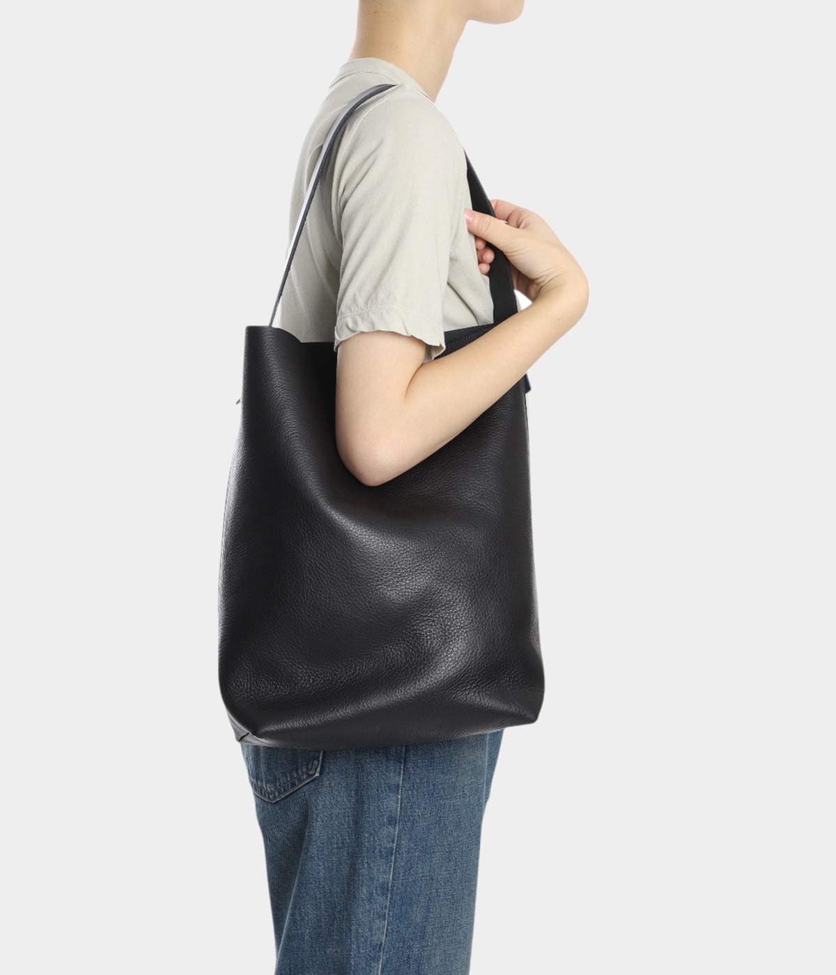 【新品】TEMBEA テンベア baguette tote bag ブラック BAGUETTE TOTE LEATHER | TEMBEA(テンベア) / バッグ トート