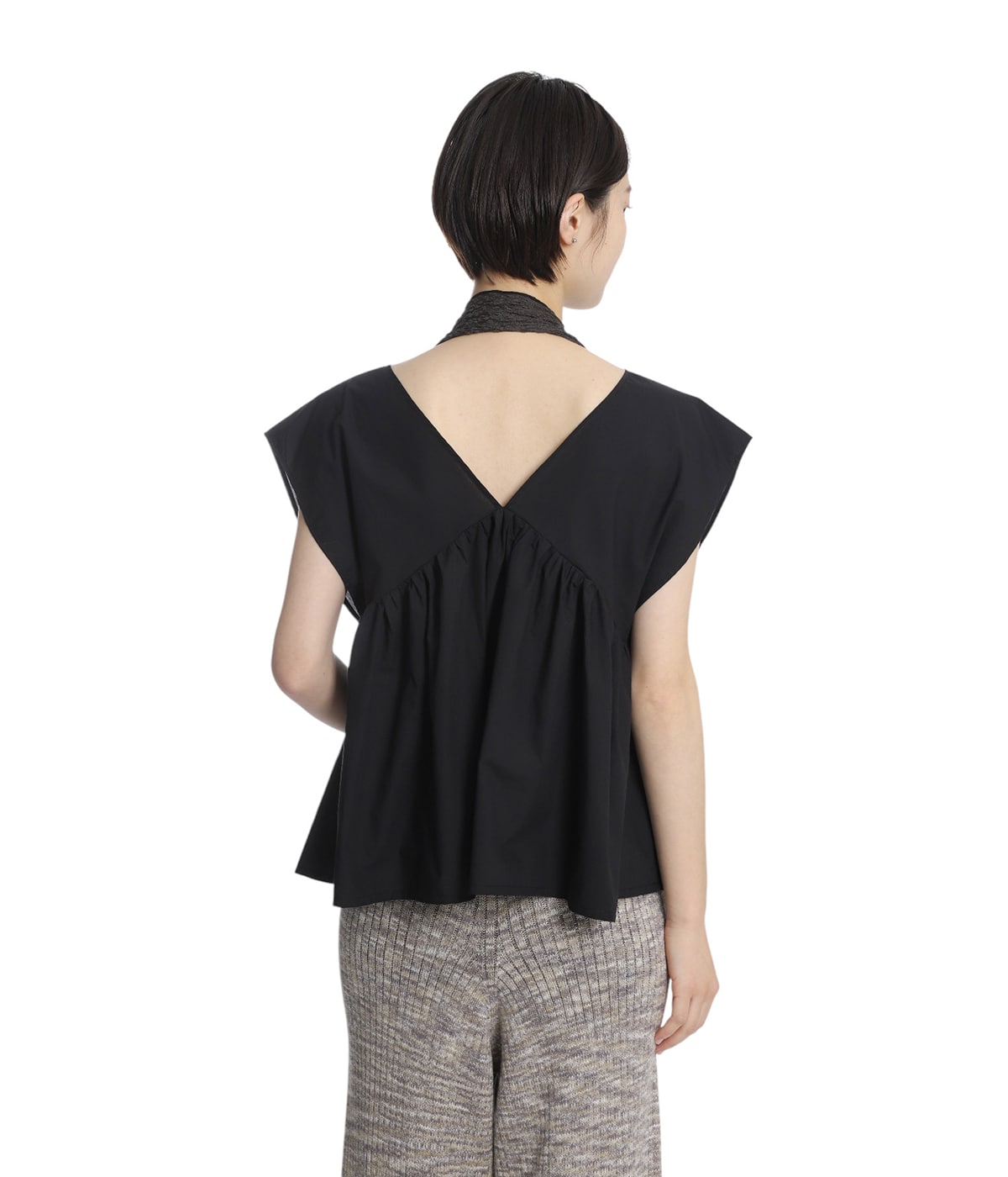 トップス BASERANGE CABLE TOP Cable Top in Black | Baserange | Covet + Lou | Covet + Lou
