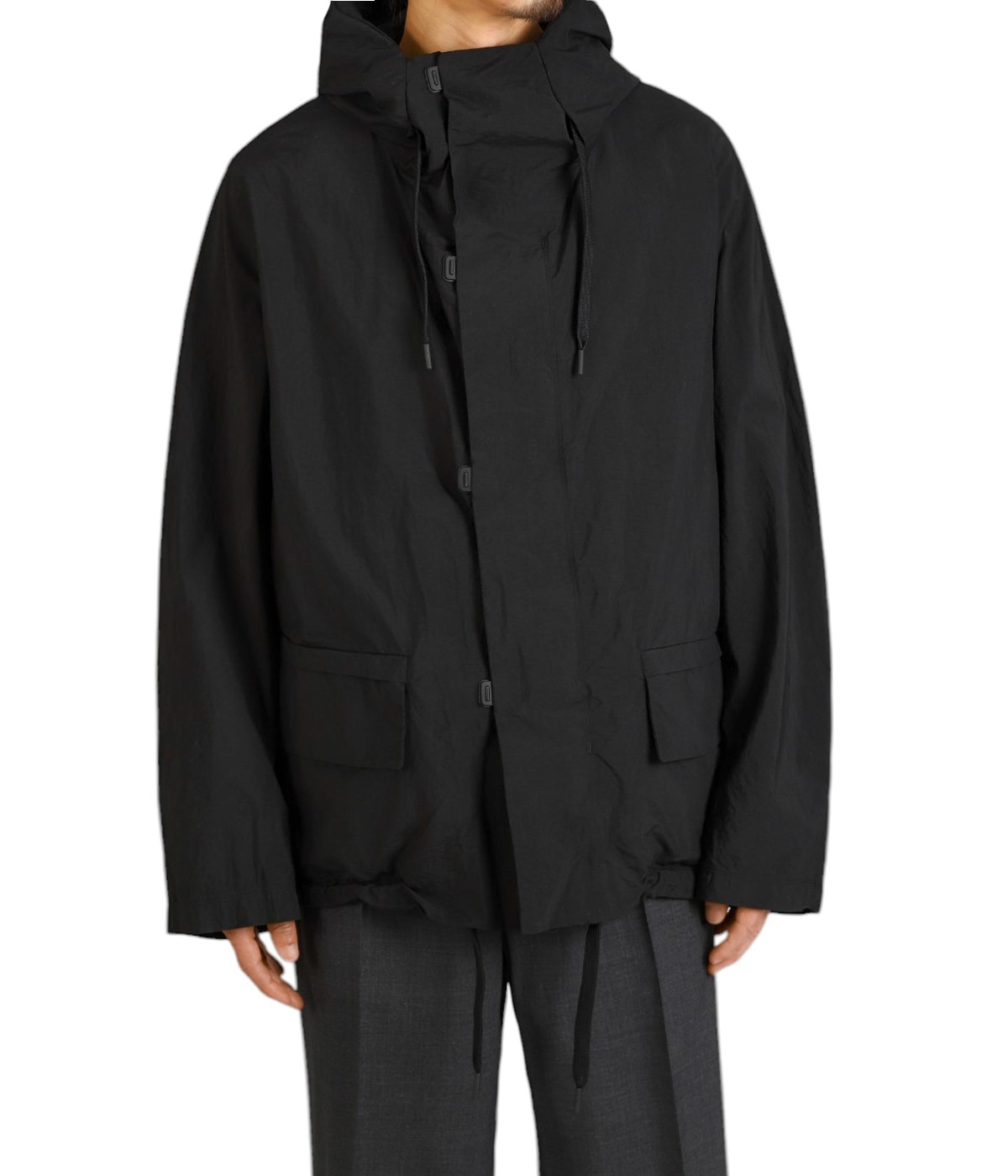 model（175cm / 60kg）B85 W75 H92 着用サイズ：3