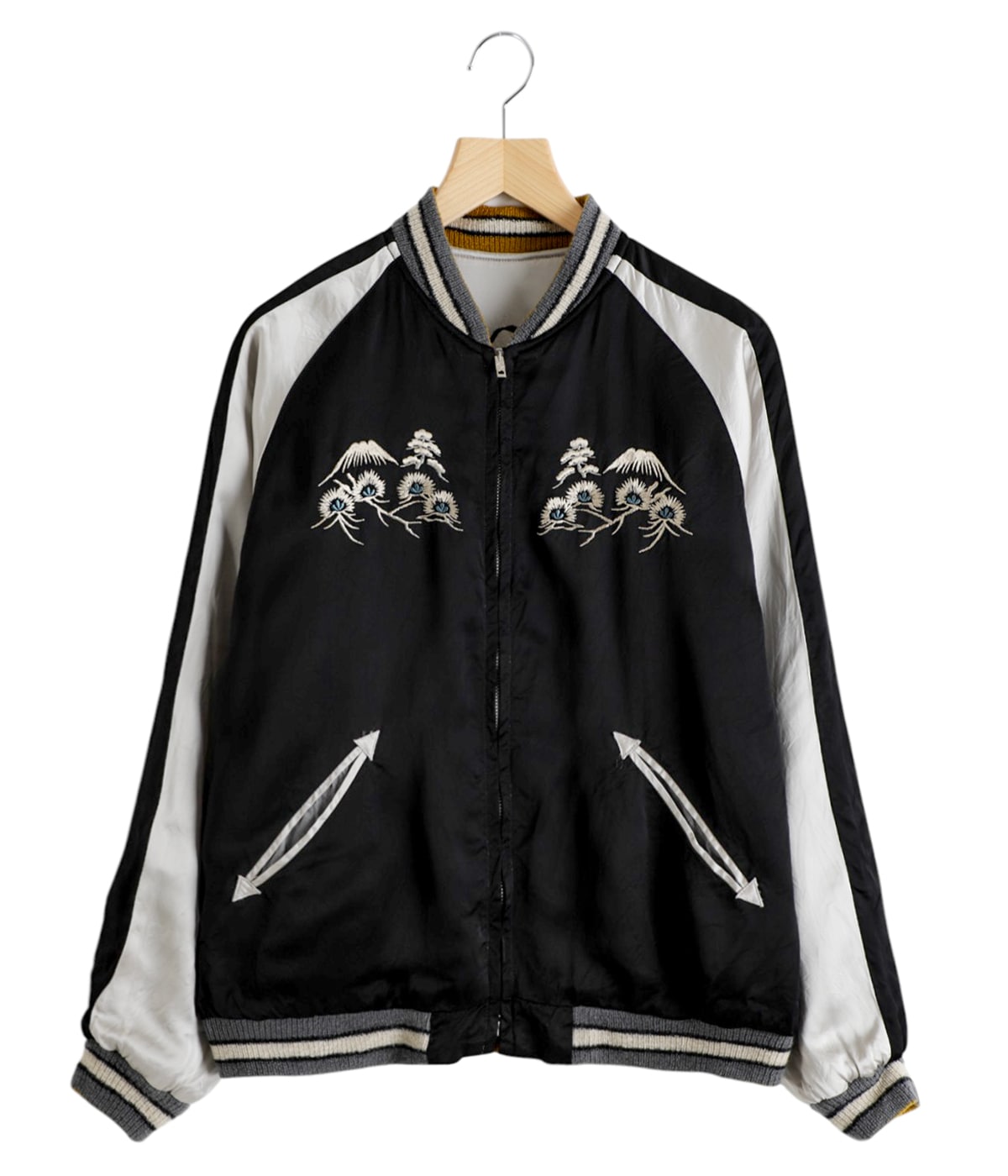 KIYONEKO 刺繍ジャケット 黒色 SOUVENIR JACKET 
