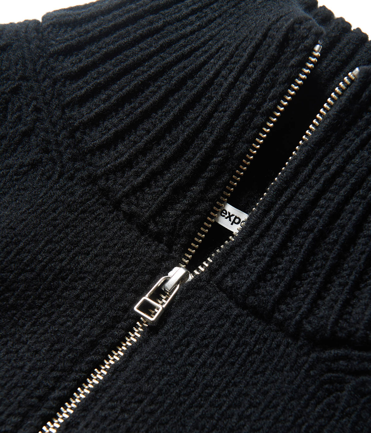 HALF ZIP SWEATER | uniform experiment(ユニフォーム