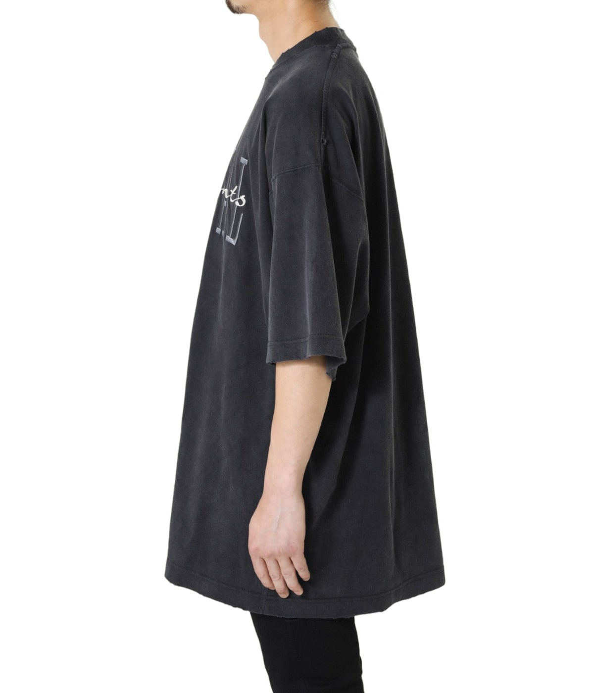 VETEMENTS ヴェトモン Tシャツ・カットソー 赤 XS 2026825J0019 VETEMENTS ヴェトモン Tシャツ・カットソー 赤 S 2026825E0010