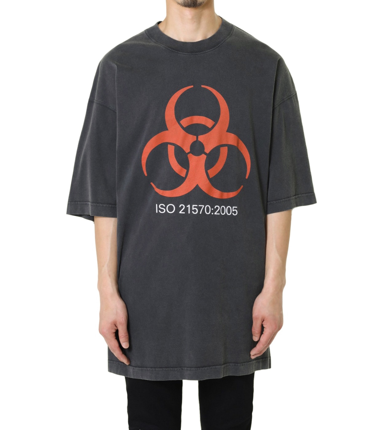 VETEMENTS Tシャツ LOGO OUTLINE T-SHIRT | VETEMENTS(ヴェトモン) / トップス