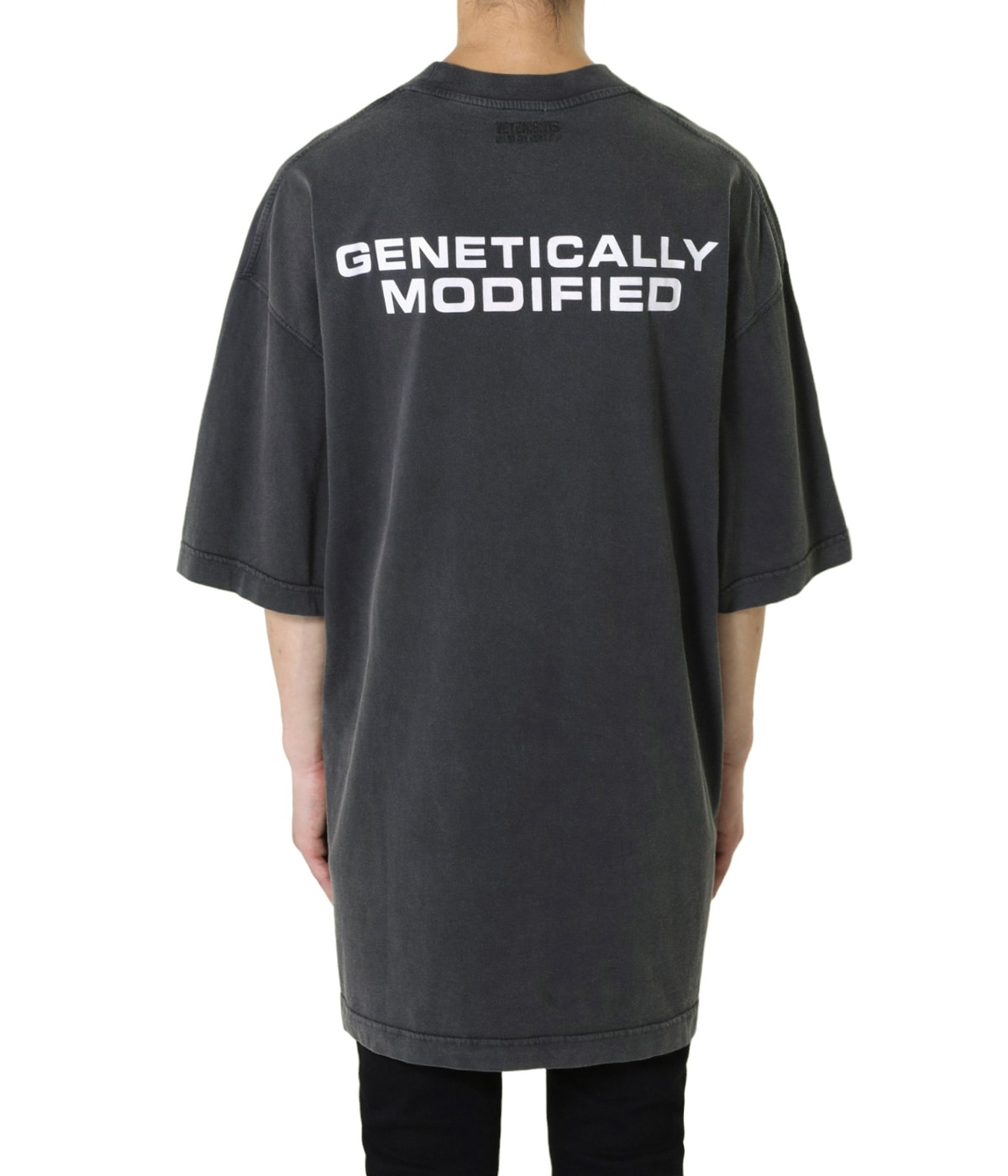 VETEMENTS Tシャツ LOGO OUTLINE T-SHIRT | VETEMENTS(ヴェトモン) / トップス