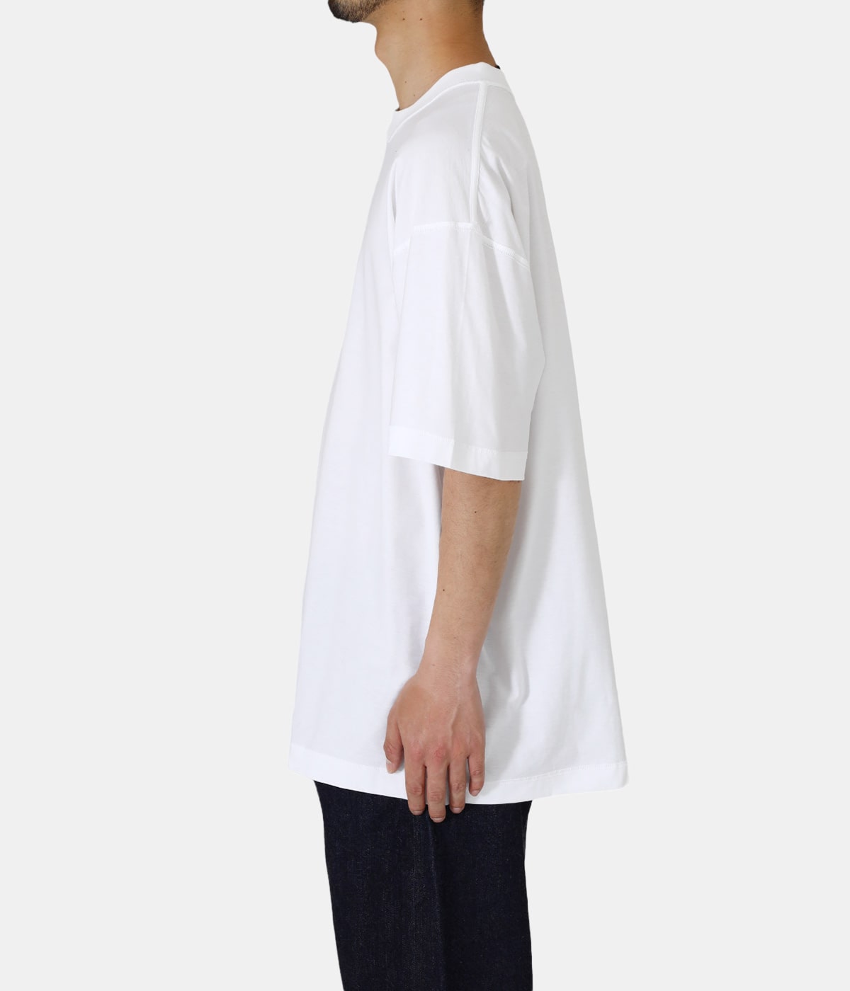 【関税込み】VETEMENTS ホワイト Inside Out Label Tシャツ VETEMENTSのホワイト Inside Out Label Tシャツがセール中
